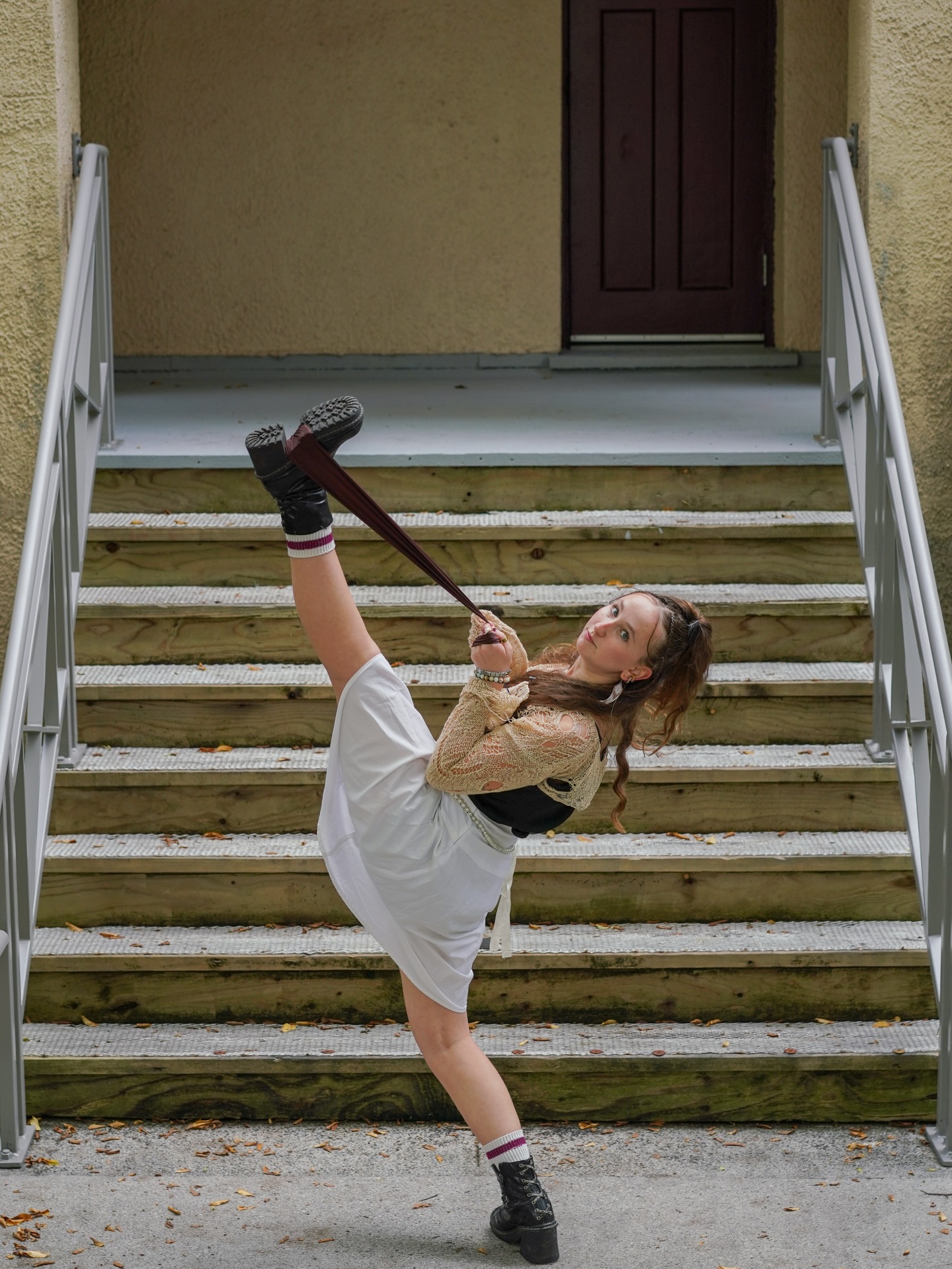 Introducing: MYA GRABARCZYK ⭐️
🎓 2nd year in the Indigenous Teacher Education Program
Hometown: Regina, SK
Years dancing: 16
Year on team: 3rd
📸 @jamiesamoyloff