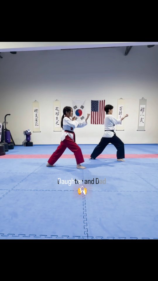 Grateful for being able to share this moment together!
๋ธ๊ณผ ํจ๊ป ํ๋ ํ๊ถ๋ ํ์ ์ฐ์ต.
ํ์ฉ ์ปค๋ฒ