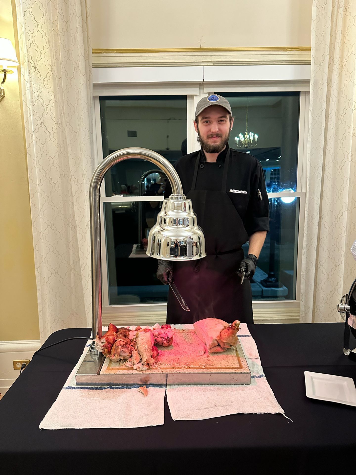 Our hearts are full of gratitude! We are so lucky to have such wonderful members to be thankful for this year.
Thank you to every member and guest who joined us for our special Friendsgiving dinner. It was a joyous night of laughter, camaraderie, and community spirit. Our members also did an amazing job collecting items for the Food Pantry as well as Toys for Tots to help support our local community.
And a big congratulations to all of our pie raffle winners! 🏆