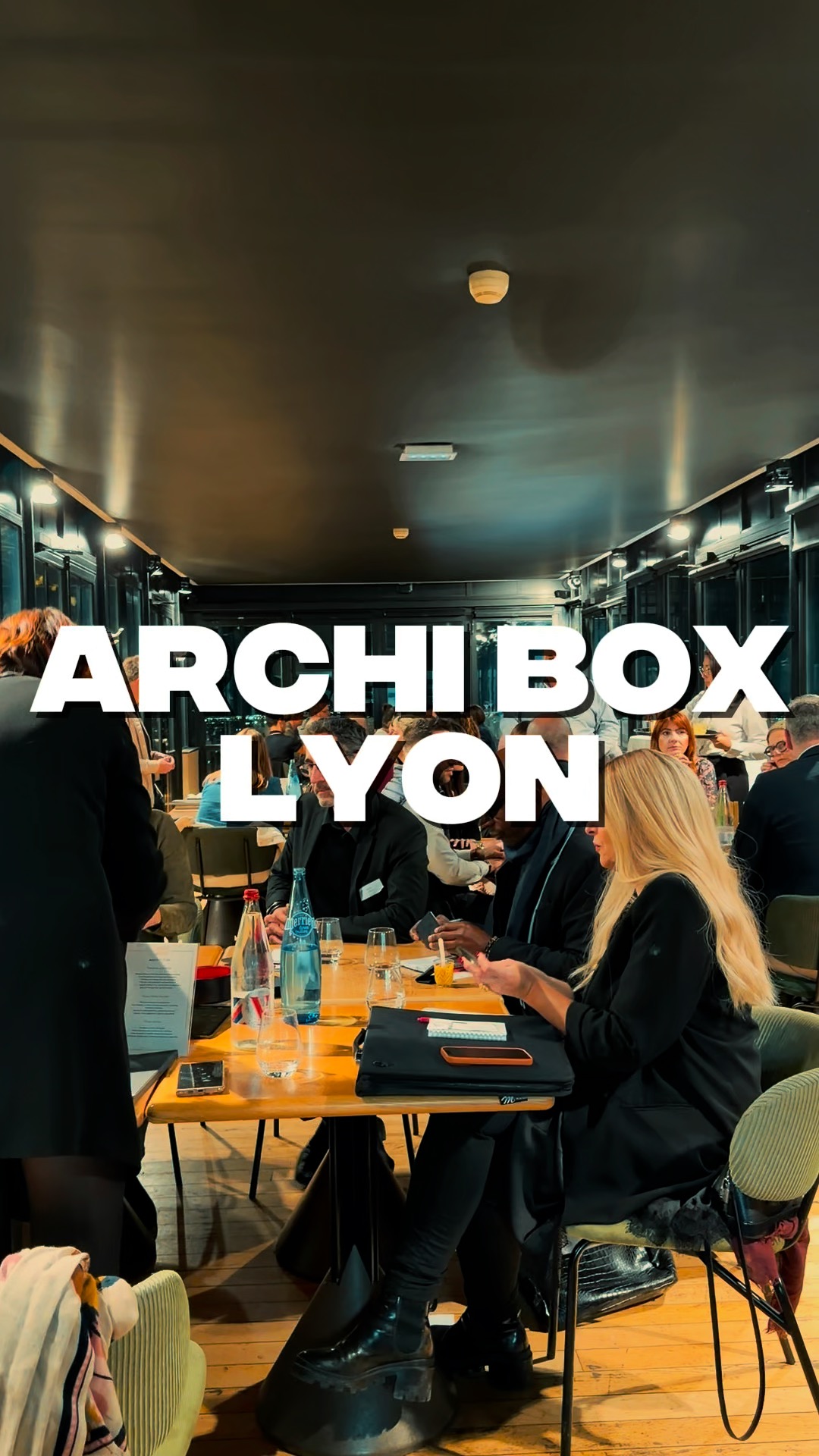 La semaine dernière, nous étions à Lyon pour un nouvel Archi Box ! 🍸
Un immense merci aux participants et fabricants présents : @cosentino_france @dacryl @hindrabiilightingstudio @extremis @decospan @maison_et_matieres @quooker_fr
📍Prochaine étape : Bruxelles, le 04/12. Notre dernière soirée de 2025, dédiée à la matière, aux savoir-faire et aux projets.
Au plaisir de vous y retrouver ! ✨
#architecture #afterwork #networking #inspiration #design #rencontresprofessionnelles #fabricants #architectedinterieur #archi #lyon #architectelyon