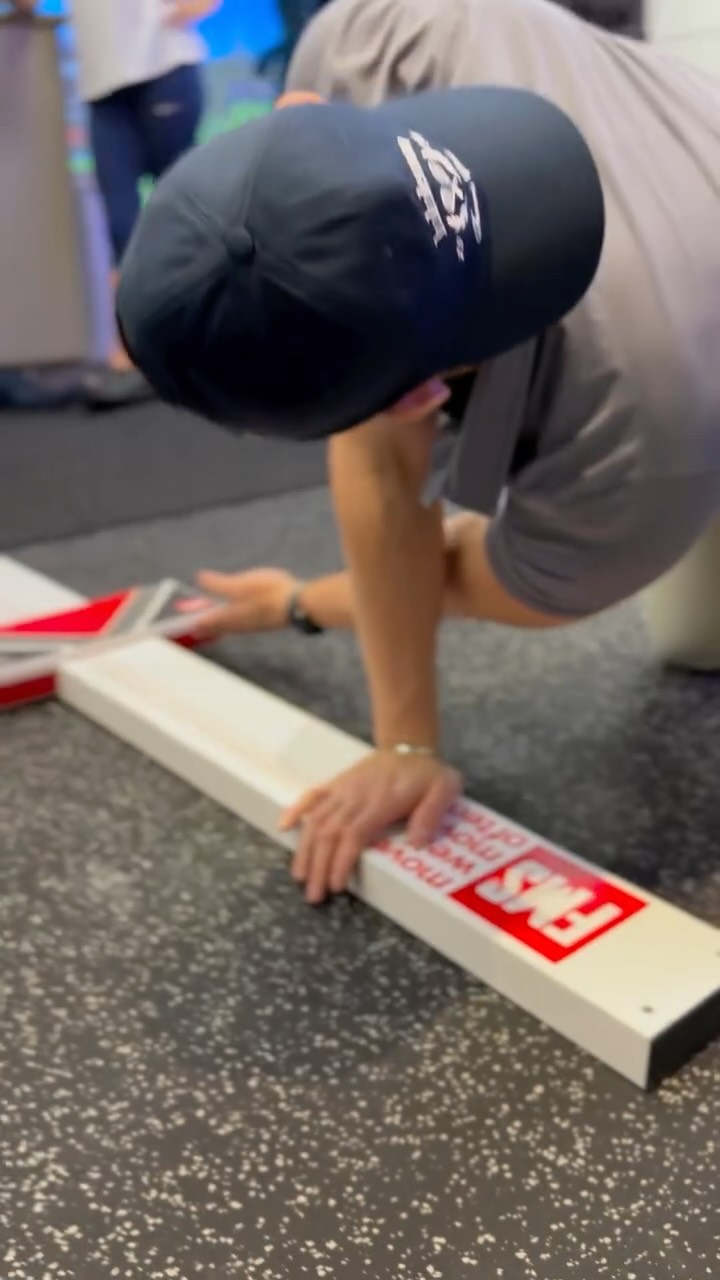 Power Swing Sundays – Week 1 (December)
DECCELERATION MECHANICS ⚡️
The past few weeks we built your foundation:
mobility • flexibility • coordination • balance • strength • speed.
And completed assessments to see exactly what your body needed most.
Today we focus on what makes all of that actually work in the golf swing — deceleration.
Why it matters:
• You can only accelerate as fast as you can brake
• Cleaner energy transfer → more consistent ball striking
• Stronger lead-side posting
• Faster clubhead speed without losing posture
• Less stress on spine, hips, and knees
When you can decelerate well, you can swing faster, safer, and with way more control.
Let’s talk about the yellow wave and train. ⚡️🏌🏻♂️
#PowerSwingSundays #GolfFitness #TPI #RotationalPower #DecelerationTraining