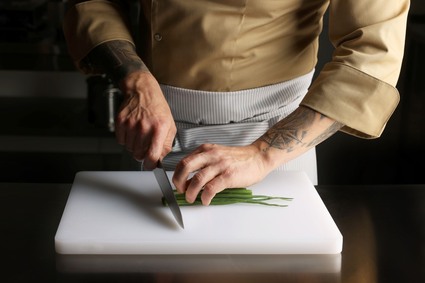 Ready to elevate your cooking game? Join our Knife Skills class and learn essential techniques that will make cooking a breeze. Link in Bio #KnifeSkills #Cooking #CulinaryArts