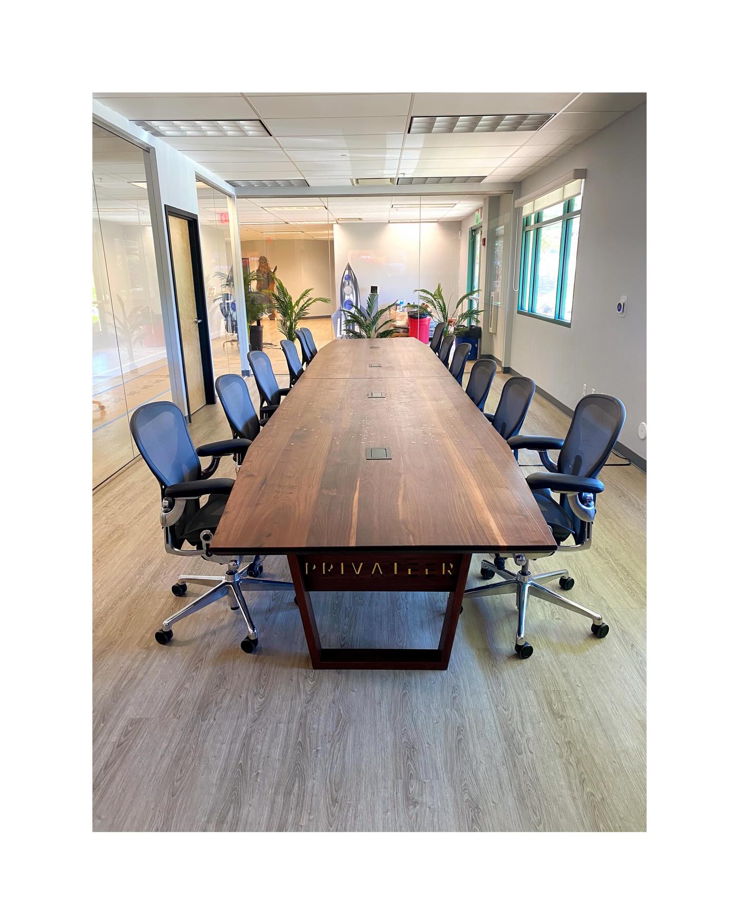 19” custom, walnut, star-map conference table
#walnut #customtable #starmap