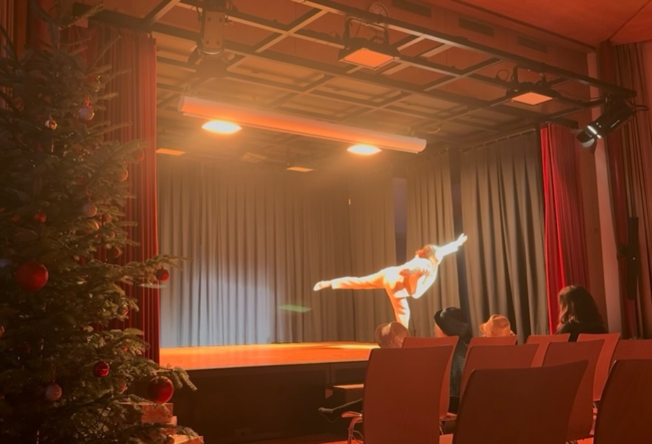 Confidence, focus, and so much passion on stage ✨
An amazing solo and a moment to be proud of 💛
Thank you!