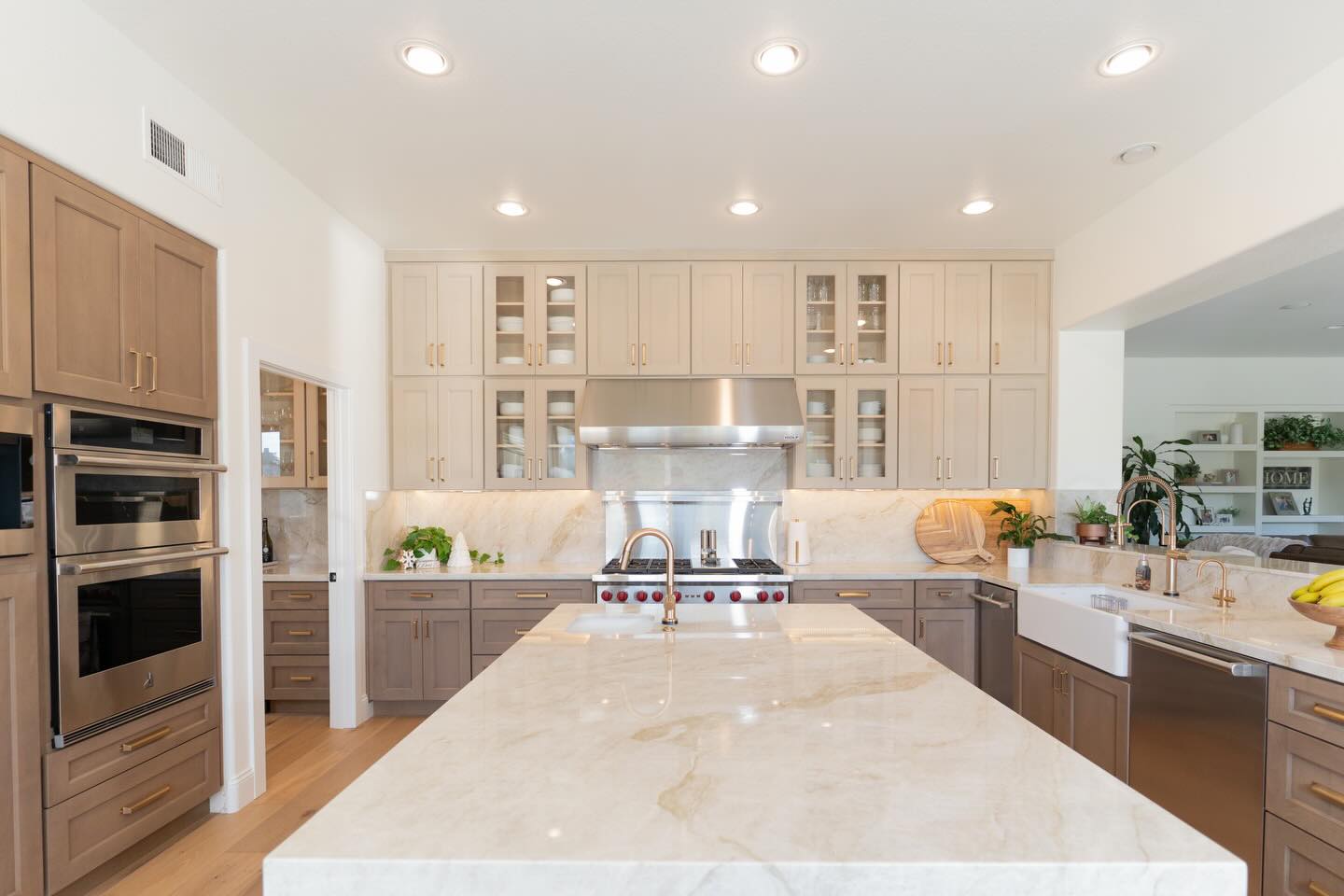 Have a great Tuesday morning !