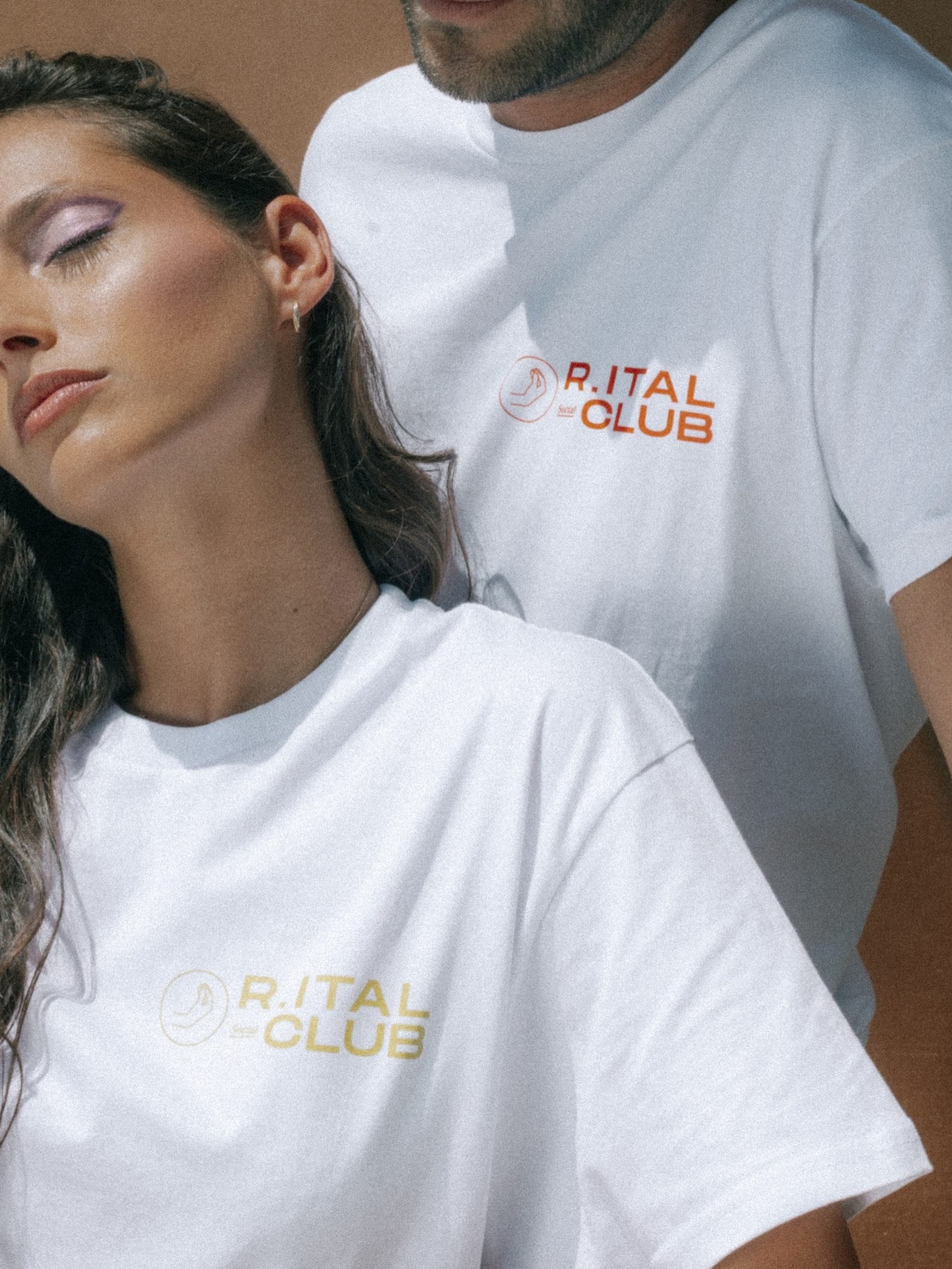 Makeup by me au domaine @labargemone
Évent : @sape.organisee
Marque : @pietro.ballino
Modèle : @manon__mlr
Photographe : @noushkastudio
#makeupedito #makeupartistmarseille #aixmarseille #makeupideas