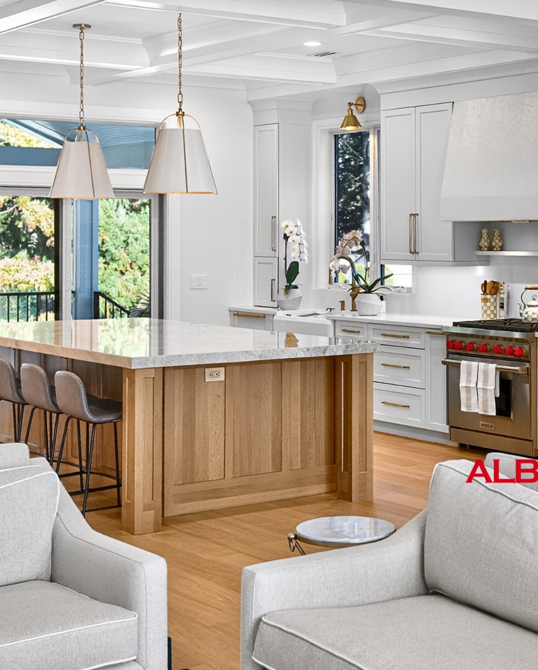 A timeless kitchen begins with comfort. We take great pride in helping our clients celebrate the Christmas in the way of their dreams. Our premium kitchen is designed to provide a luxurious and tranquil experience right from the start. This kind of customized kitchen opens the way to joy.
Photos & Videos: Celine & John
#Christmas #Customkitchen #Luxurykitchen #Kitchenideas #Kitchencabinets #Kitchengoals