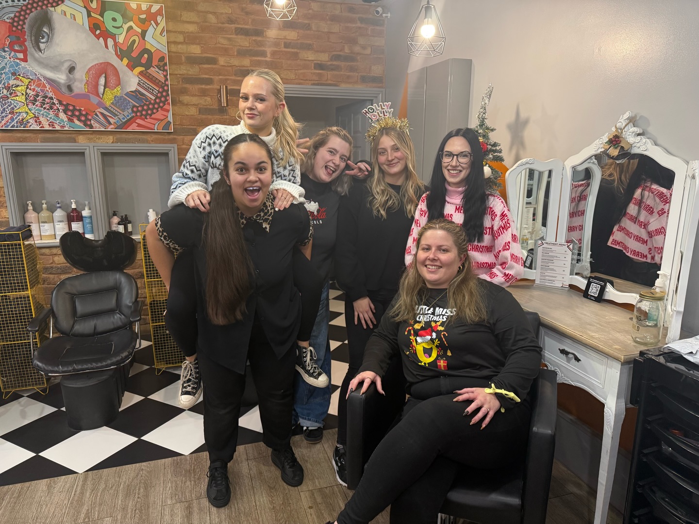 As 2025 comes to a close, we want to thank each and every one of you for being part of our journey this year. Your loyalty and support means the world to our small business.
We’ve loved being by your side, whether it was a fresh cut, bold new colour or simply a moment of self-care and reset - and we can’t wait to continue to make memories with you in 2026.
Here’s to a wonderful Christmas and a great 2026 for us all - love Lucy & the team 🩷
We have now finished with the last clients of the year and are now closed until Friday 2nd January 2026.
🗓️ To book go to thehairpavilion.co.uk