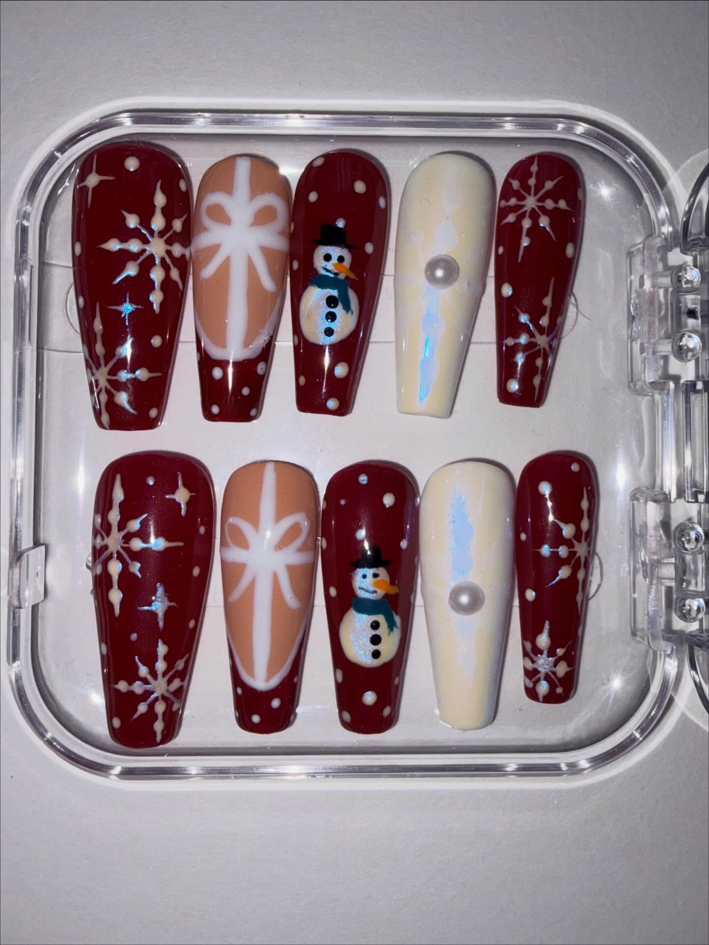 Hand painted red chrome snowman Christmas press on nails #nailsnailsnails #christmasnailart #nails #handpaintednails #nailart #christmas #snowman #nailartist