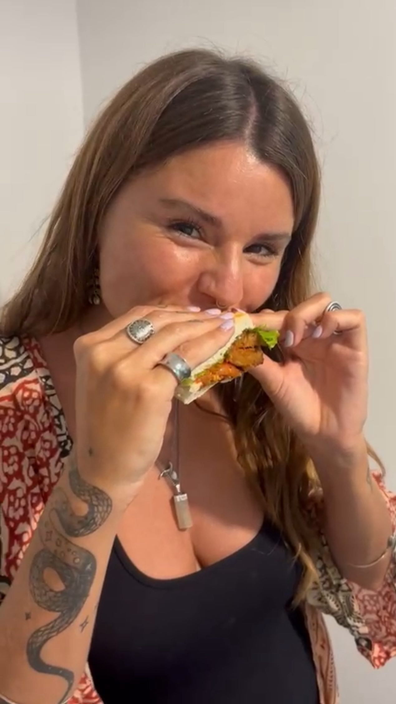 Top one de las mejores opciones veganas de Buenos Aires
Ahora si, siento que volví a Argentina!
Gracias @greenfactoryargentina por tus delicias
🌿🧚🏻♀️🪸🥦