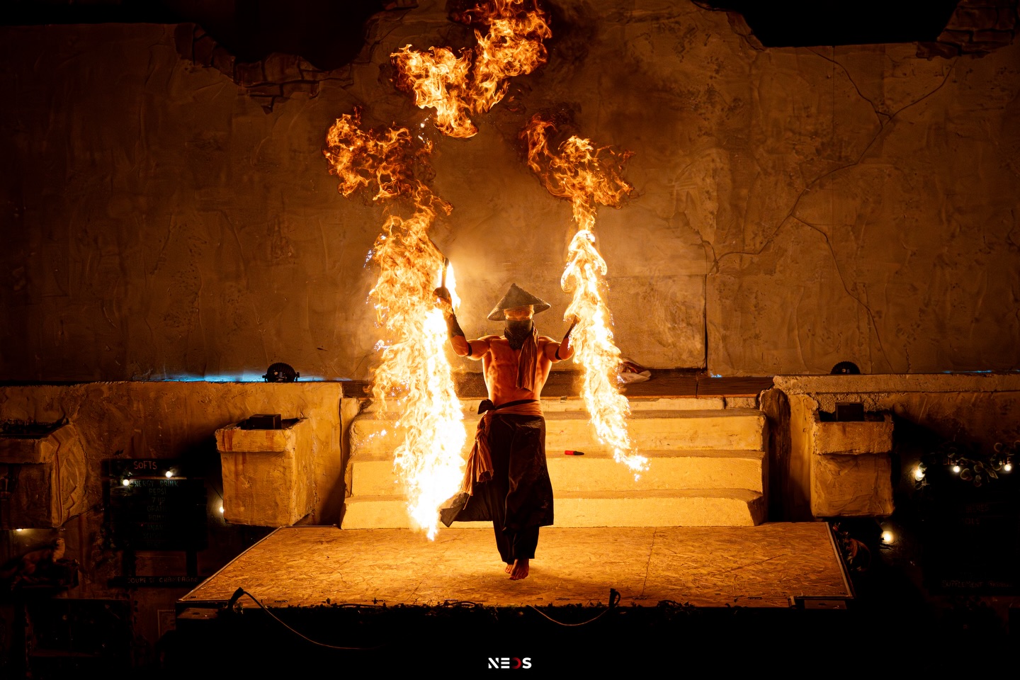 2/3 • Plongez dans l’énergie des MAGIC BOYS !
Un show unique en France, mêlant danse masculine, humour et performances complètement déjantées 🔥
Avec NEOS, nous avons capturé toute l’ambiance incroyable de cette troupe pas comme les autres, en pleine action au mythique Zapata à Toulouse.
📍 Lieu : @zapatatoulouse
📸 Photos : NEOS PRODUCTION | @juliendurand19
🎭 Show : @magicboysfrance — les seuls en France à proposer ce concept !
• Restez connectés… de nouveaux projets arrivent très vite avec eux !
#photographer #magicboys #zapatatoulouse #toulouse #blackandwhite