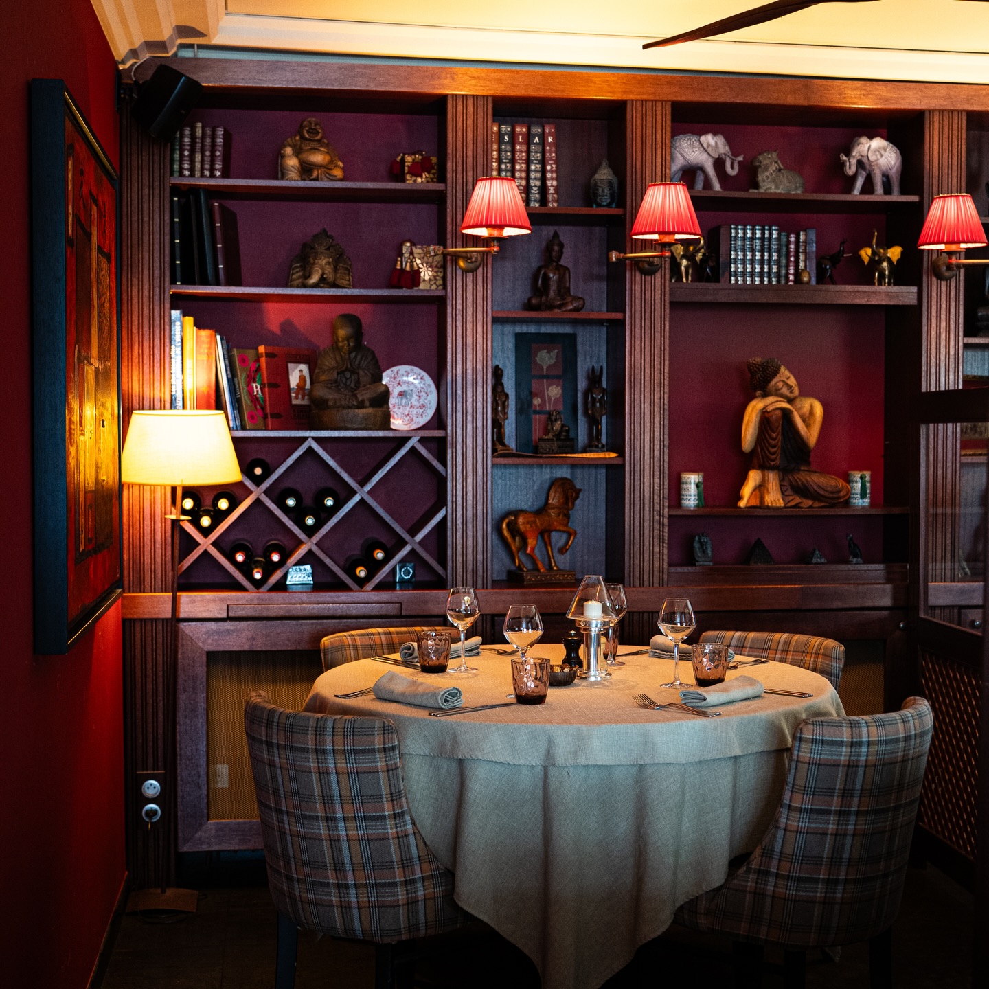 Nouvelle semaine au Christina, et nous sommes heureux de vous retrouver.
Chaque service, chaque détail, est pensé pour que vous vous sentiez chez vous, avec élégance.