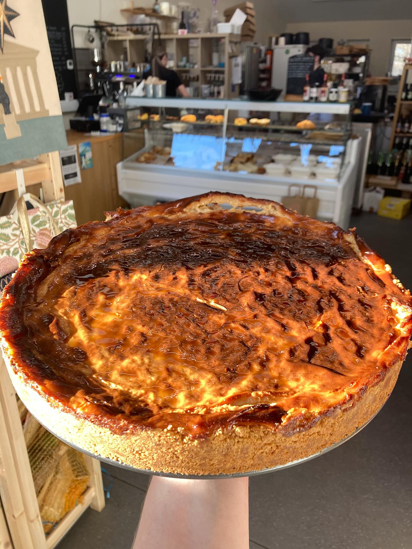 🥘Feast your eyes…🌯
It’s a busy time at the deli, and things are about to get even busier — the baked honey & cinnamon cheesecake is back, which can only mean one thing… the silly season is here! 🎄
Join us this Wednesday 6-8pm for our festive shopping evening and advent window reveal ✨
Enjoy complimentary mulled cider and nibbles while you browse a beautiful collection of handpicked gifts from independent makers — all in a warm, relaxed setting that’ll get you right into the Christmas spirit.
#turnipthebeet #killearn #festiveevening #adventwindow