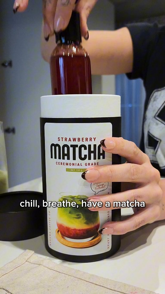 Fresh, vibrant, and ridiculously convenient — our Strawberry Matcha comes with the syrup already included. Just mix, sip, enjoy. 🍓💚
Shop now at kahawa.com.au
#matcha #matchalover #strawberrymatcha #kahawacoffeeco #blackfriday