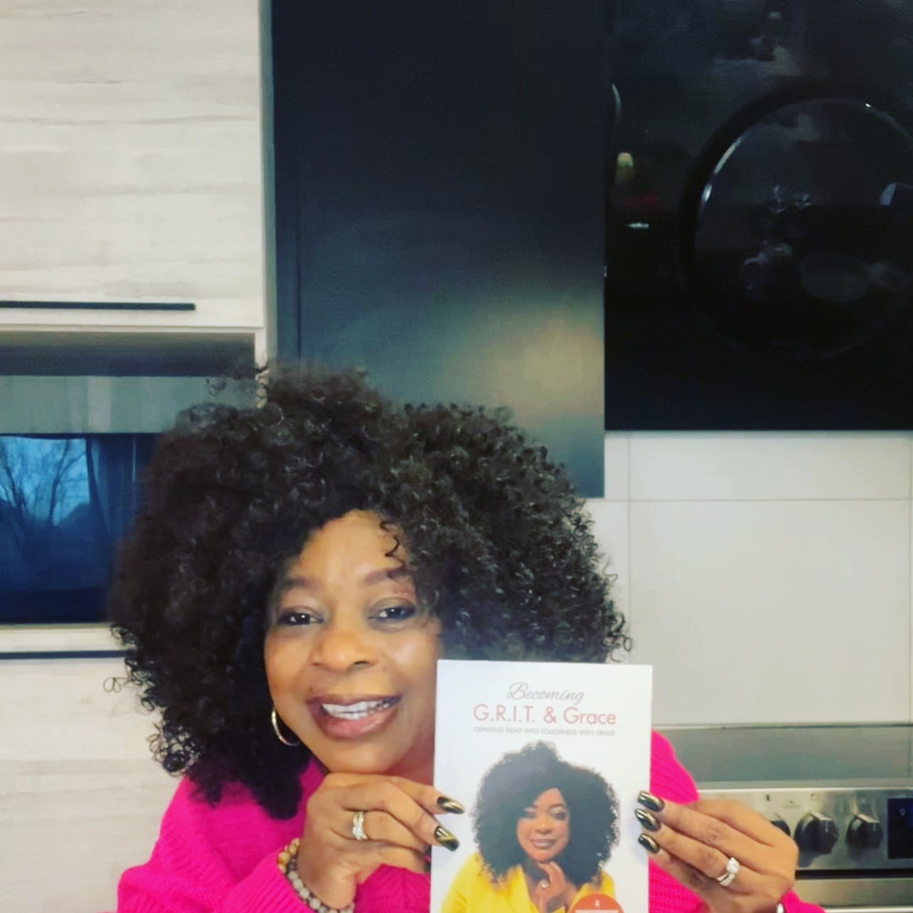 I can’t believe it…
This Saturday, my first book officially launches. 😭✨
If you’re in Montreal, I would LOVE for you to be there and celebrate this moment with me. 💛
🌟 Limited tickets left
🎟️ Link in bio
📍 December 6th, 6PM — Marriott Midtown
Let’s rise together. ✨
#WomenWhoRise #BecomingGRITandGrace #BookLaunch