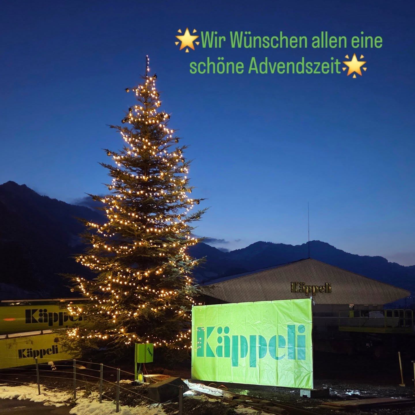 Besten Dank @luond_transport_ag für den Transport...🙏🤝
#käppelischwyzag #lüöndtransport #advent #adventszeit🎄 #weihnachtszeit