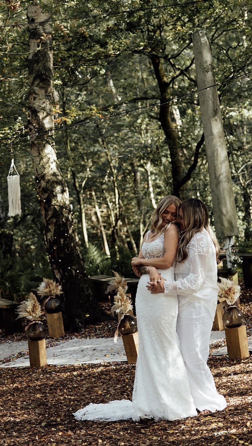 Here’s a little throwback to our aisle decor at @cheshirewoodlandweddings 🌿
We honestly can’t wait for next year to arrive so we can get back to dressing this magical woodland space again. There’s just something so special about ceremonies surrounded by trees, nature and sunlight peeking through the branches - it’s one of our absolute favourite places to style.
Roll on those summer weddings… we’re ready for you! 🌞💛
If you’d love your woodland aisle to look like this, drop us a message, we’d love to help bring your vision to life.
Cover photo: @stellafotos 🫶
#URURAMoments #CheshireWoodlandWeddings #WoodlandWedding #AisleDecor #OutdoorWeddingDecor #WeddingStylingUK #RusticWeddingInspo #WoodlandCeremony #EcoFriendlyWeddingStyling #WeddingDecorHire #UKWeddingSupplier #DriedFlowerDecor #BohoWeddingInspo