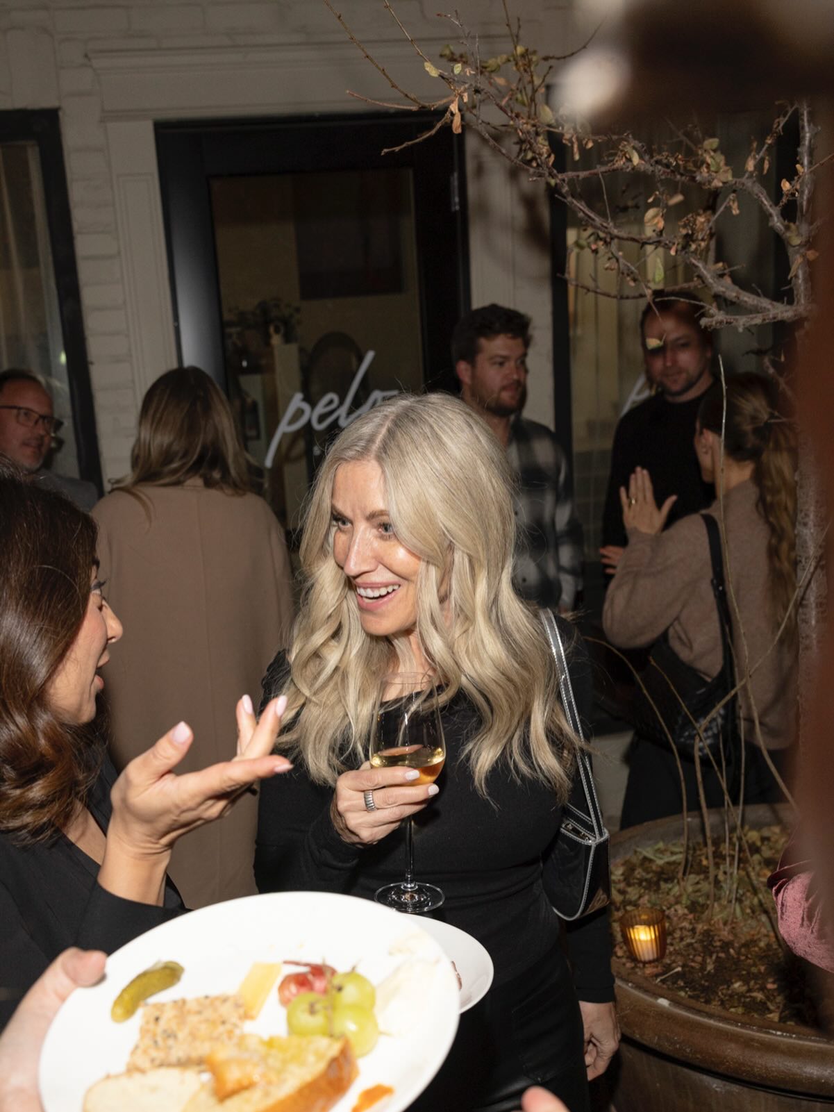 Had a blast at the @charlesrealestate Christmas party last week! 🎄✨ Loved celebrating a fabulous year with so many talented people. ❤️ Such a fun night, and the food by @bar.rocca was incredible. Highly recommend checking it out! #charlesrealestate #realtorcalgary #barrocca