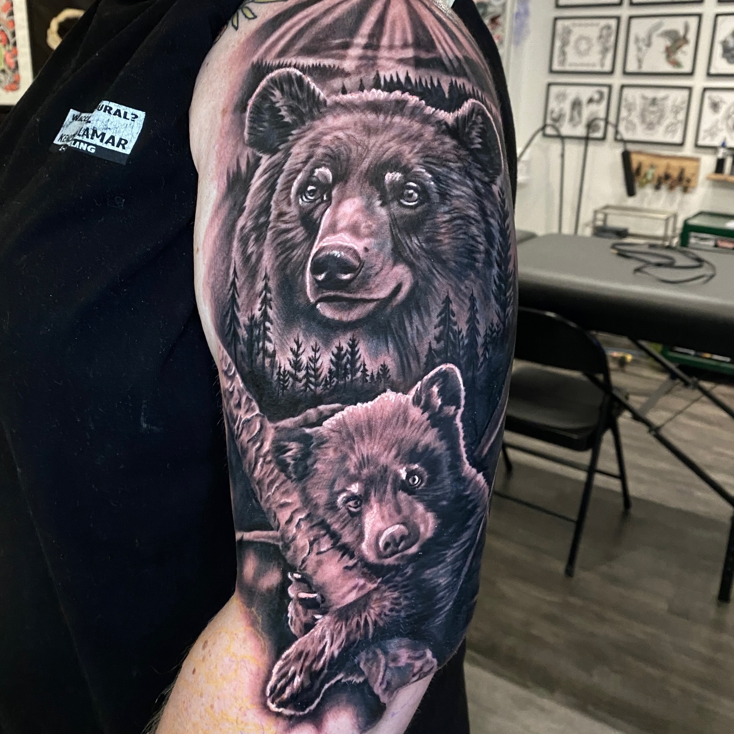 Can you spot the big ol cover up in there? Rad day hanging with Meg!
.
For this cover up to work so we'll my client did get a handful of laser sessions ahead of time. Laser is a painful and expensive process. However. If the piece you're trying to cover up is really big and awkward a fee laser sessions can give the artist more freedom in creating the cover up! What's in it for you? A better tattoo! The less your artist needs to change the design and the process to cover the old work the more they can focus on making your new piece come to life!
.
.
Thanks for looking!
Made @nectarfinetattooing
.
.
#beartattoo #beartattoos #bearnecessities #naturetattoo #wildlifetattoo #wildplaces #canadianbears #canadianforest #huntingtattoo #nature #naturephotography #wildlifephotography #wildlifeprotection #wildlifephoto #yqlarts #yqllocal #yyc #yql #yqlife