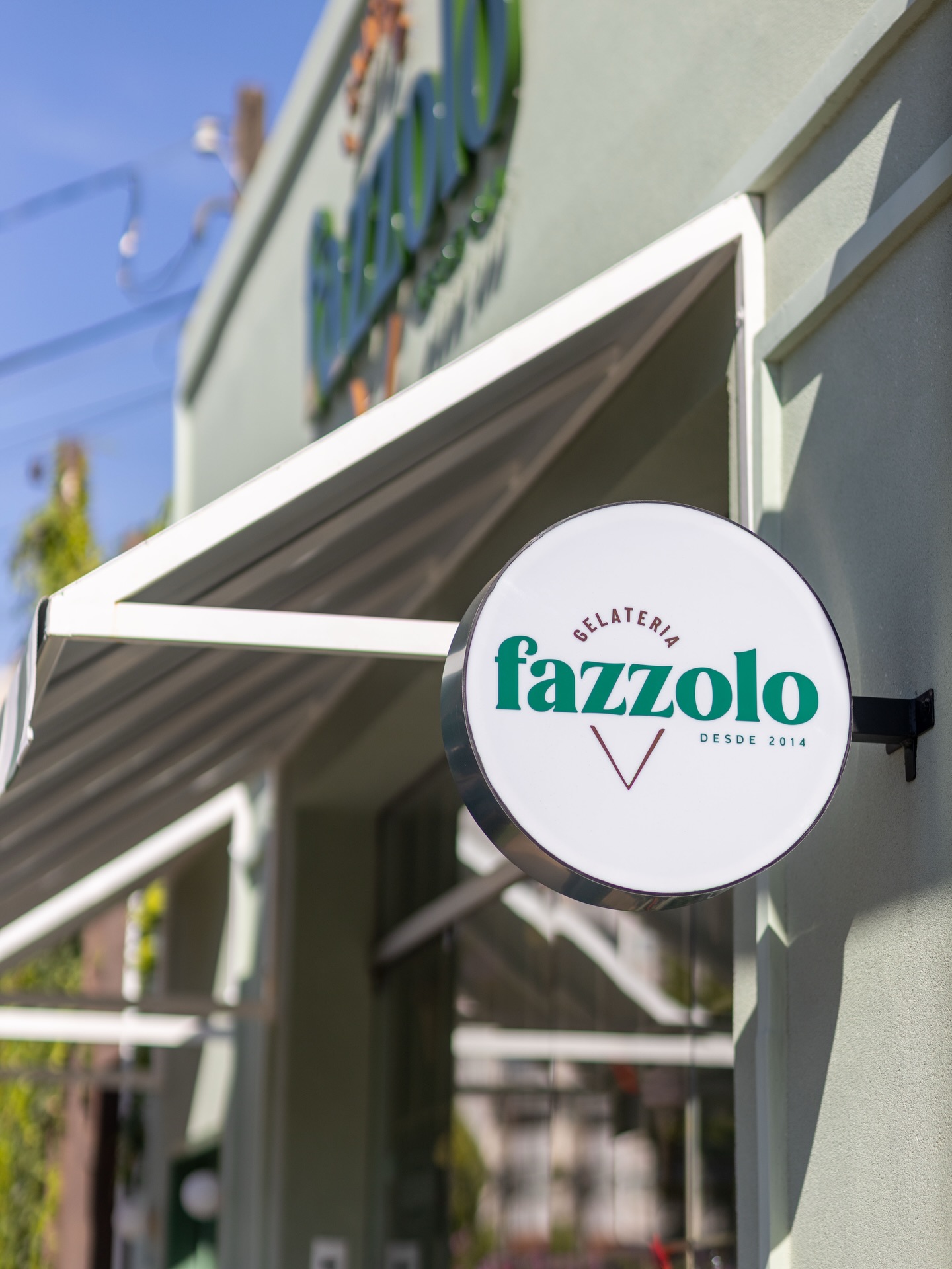 Quando o assunto é gelato, a Fazzolo manda bem! Muitoooo bem! Abertos de terça a domingo, com um sabor melhor que o outro! Vale a pena ir la tirar uma casquinha! 😉