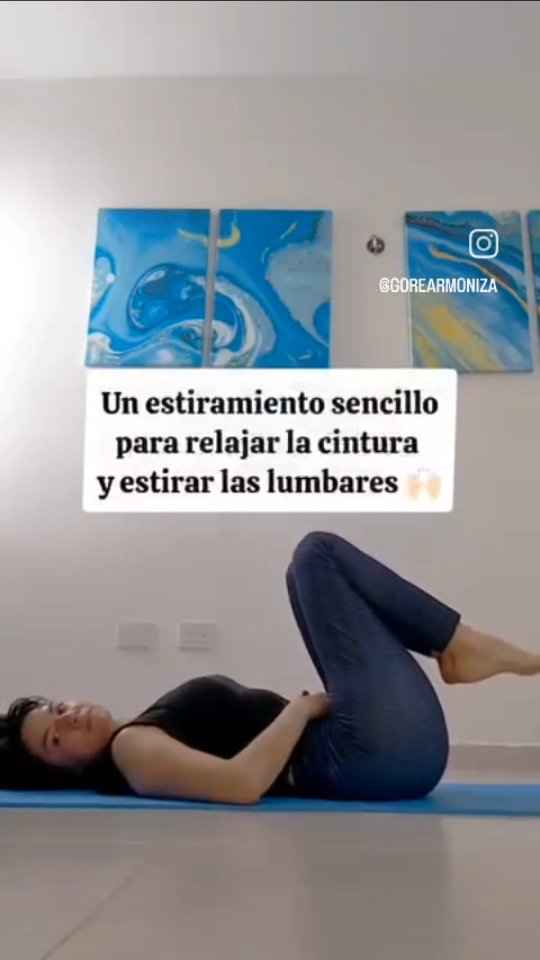 ¿Duermes con tensión y al despertar te duele la cintura? Puedes hacer este estiramiento antes de dormir y al despertar. Idealmente se hace en el piso sobre un tapete para poder profundizar más, pero puedes probar igual en tu colchón en caso de que sea firme. ¡Pruébalo y me cuentas cómo te sientes!
#relax #cintura #lumbares #yoga #gorearmoniza dormir