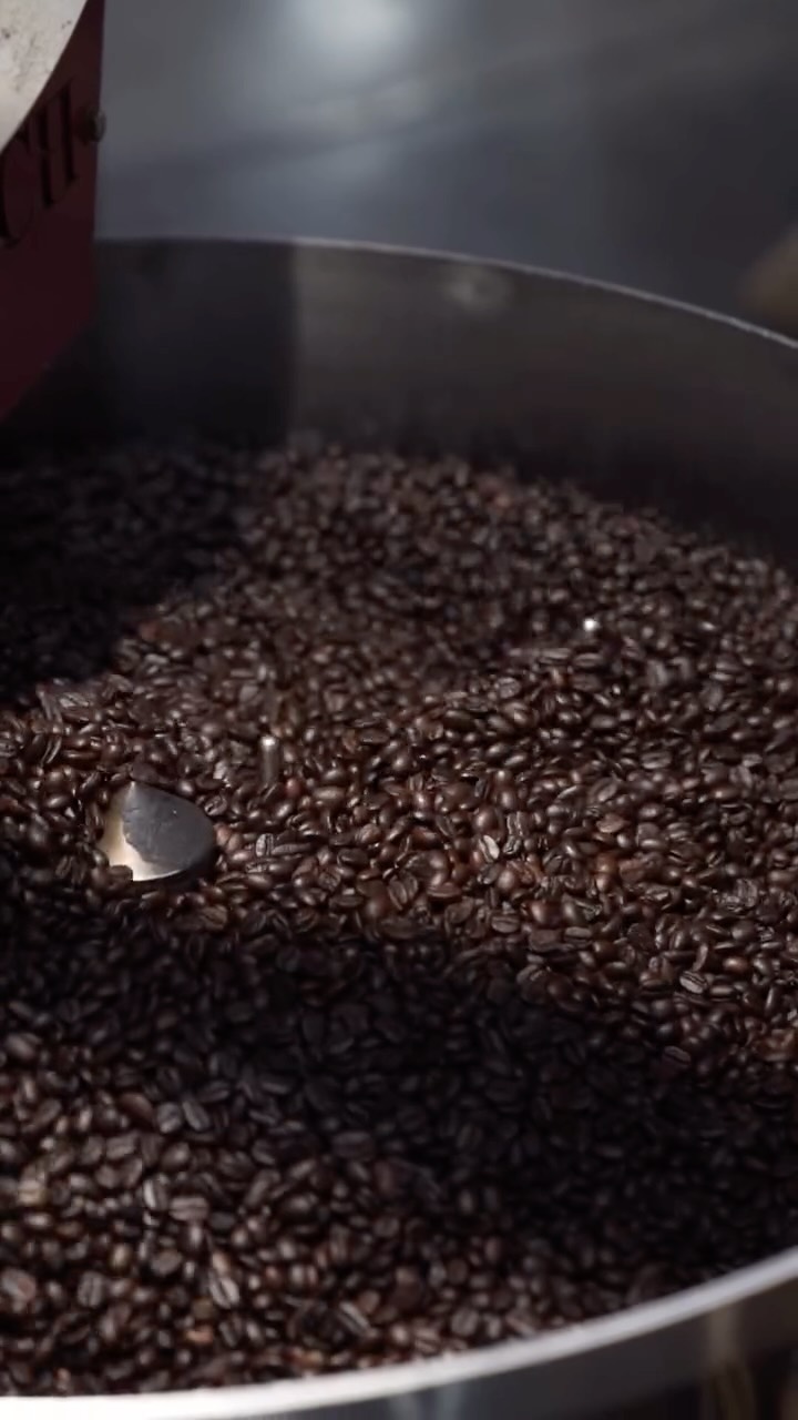 All the for quiet moments on the mountain ☀️🏔️🌑
.
.
.
.
.
.
.
.
.
.
.
.
#coffee #pnw #wa #outdoors #coffeecoffeecoffee #nature #coffeegram #coffeelovers #hike