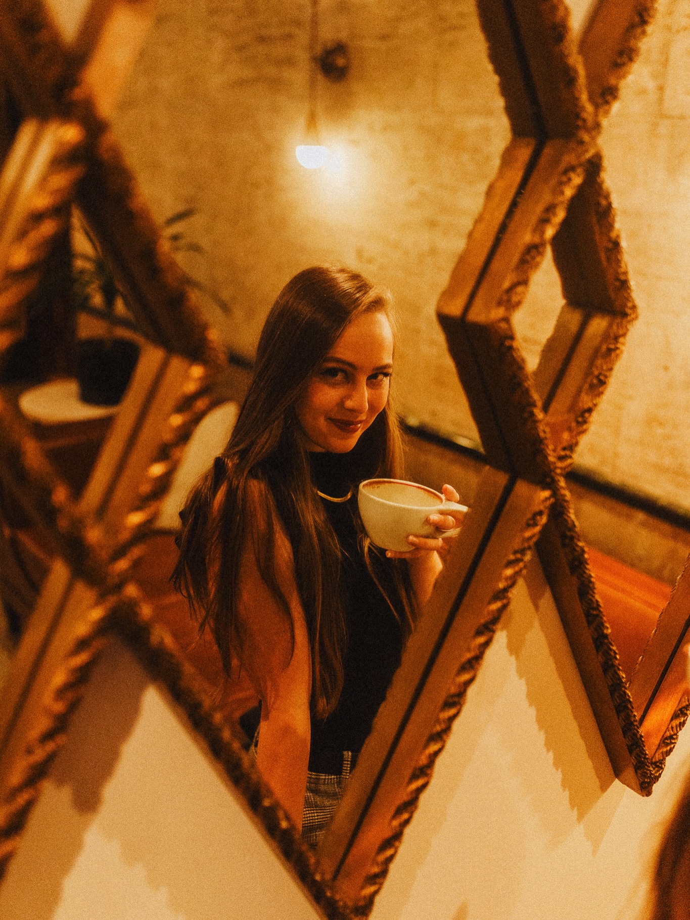 Swipe for a surprise 😘
_____
TOMORROW NIGHT 12/9 - 7PM to 9:30PM at @theflamingonashville 🦩- @popvillemusic 🫧TAKEOVER of @knownamepresents - FREE SHOW 🤩- 2-4-1 well drinks 🥂- FREE STREET PARKING 🅿️
I’m on around 8pm playing with my stellar band @danielndva @not.brax @tysonjamesroy 🫶🏻
plz come for all 4 incredible local pop acts and connect with two amazing pop music communities in Nashville!!! 💕
RSVP for a chance to win a free drink on Popville!
#popvillemusic #knowname #flamingococktailclub #popscene #popmusic #nashvillemusicscene #popartists #nashvillepop #nashvillewantspop #singersongwriters #nashvilleshows