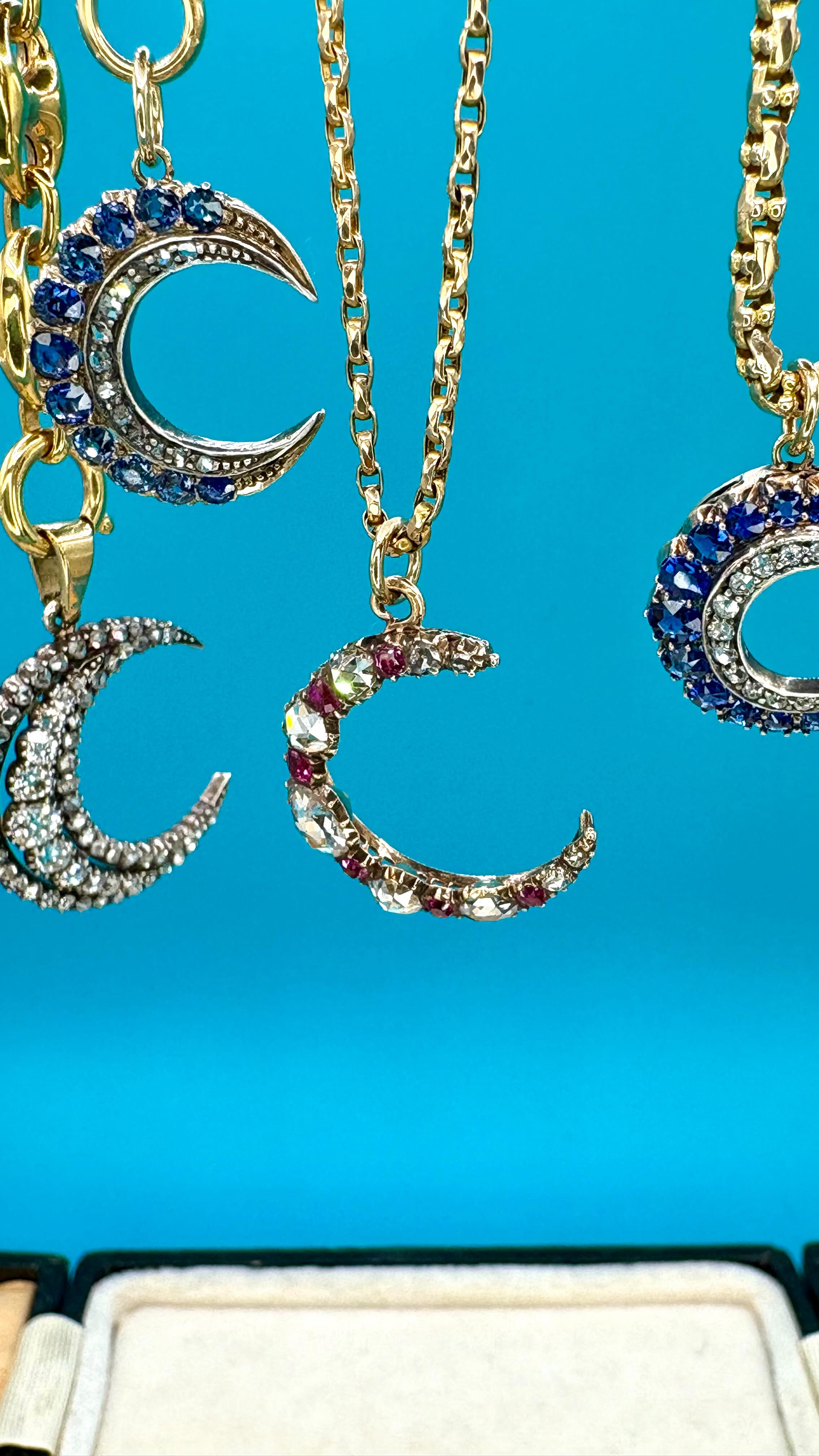 🤍Charlotte🤍💙Harper💙❤️Anika❤️ and
💙Blue💙.
Ready to pop into your stockings.
❤️Anika❤️ has been claimed, the other three are awaiting their forever homes.
All available at www.heirloomjewells.com
one claimed and off to her new home.