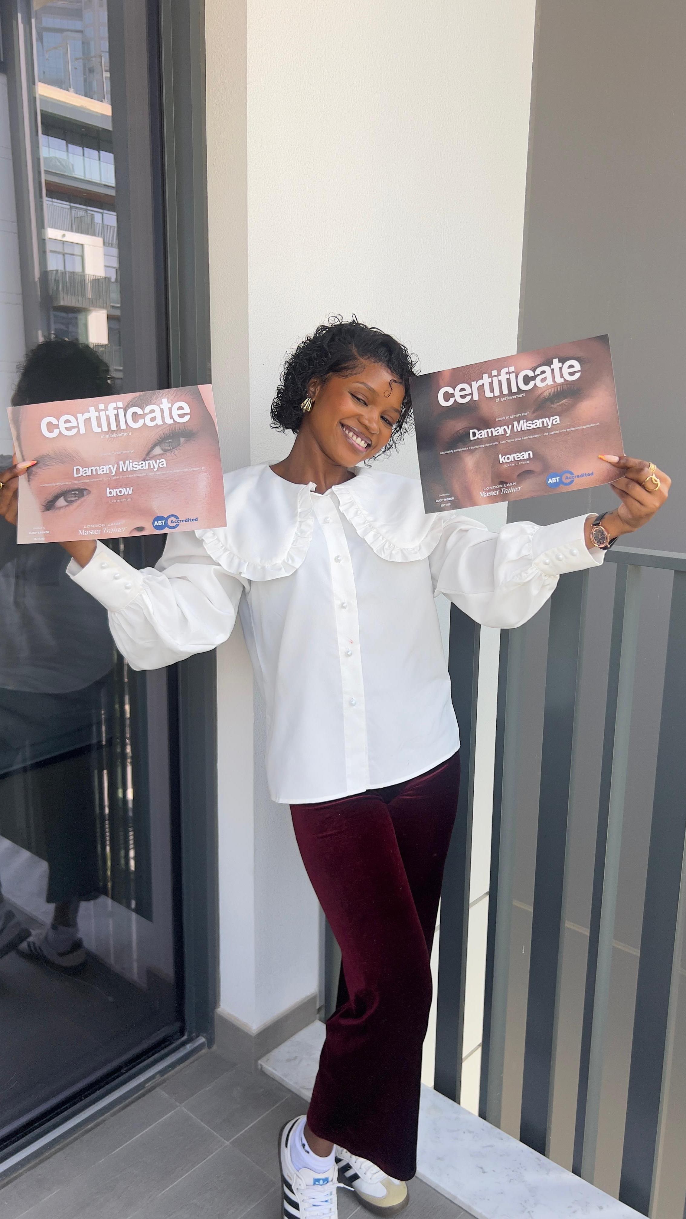 Dee smashed her 2-day Korean Lash Lift & Brow Lamination Masterclass last week ✨
She came wanting to learn new techniques, understand her products properly, fix common mistakes and honestly… she flew through everything. We even did 2 practical models each day, we didn’t stop 🥹👏
Next up, we’ve got her 2-day Volume Lash Extensions course next week. She trained in volume about 2 years ago, so I’m putting together a bespoke London Lash style refresher with new techniques, updated theory and all the little tips that will take her sets to the next level 😜
She’s such a gorgeous girl inside and out, with the cutest, most contagious laugh 🥹🥰
Teaching you has been SO much fun!!!!!