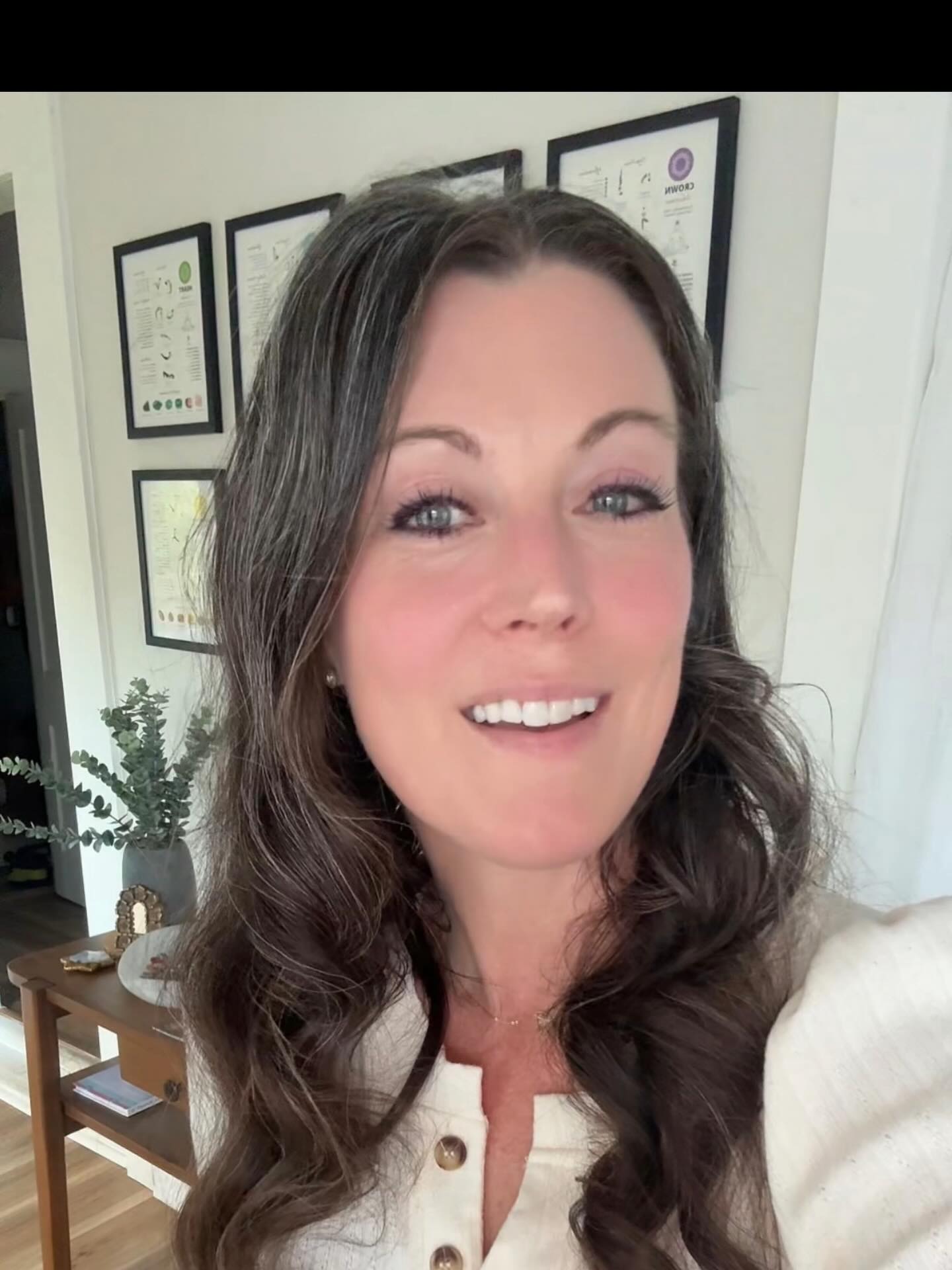 ✨ Welcome to Jessica Crockett Healing ✨
This is the space where energy softens, clarity returns, and balance is restored. I’m Jessica — Reiki Master, intuitive, and lover of all things warm, peaceful, and aligned.
My sessions help you let go, breathe deeper, and reconnect with your inner softness and strength.
🌿 Energy balancing
🌙 Chakra alignment
💗 Intuitive messages
DM me or go to the link in my bio to book your first session — I can’t wait to support your healing journey. Sessions available virtually and in-person. ⠀⠀⠀⠀⠀⠀⠀⠀⠀⠀⠀⠀⠀⠀⠀⠀⠀⠀⠀⠀
#ReikiMaster
#EnergyHealing
#IntuitiveHealer
#ReikiNearMe
#DistanceReiki