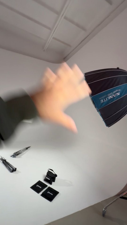 Sulaukėme šaunių svečių! @medonas_donas ir @silvija.sakaviciute užsuko kavos! Kaip mes sakome: kas užeina, tas sugrįžta! Laukite šaunių naujienų 😅
#videostudijakaune #videostudija #filmavimas #fotostudijakaune #tinklalaidziufilmavimas #podcastfilmavimas