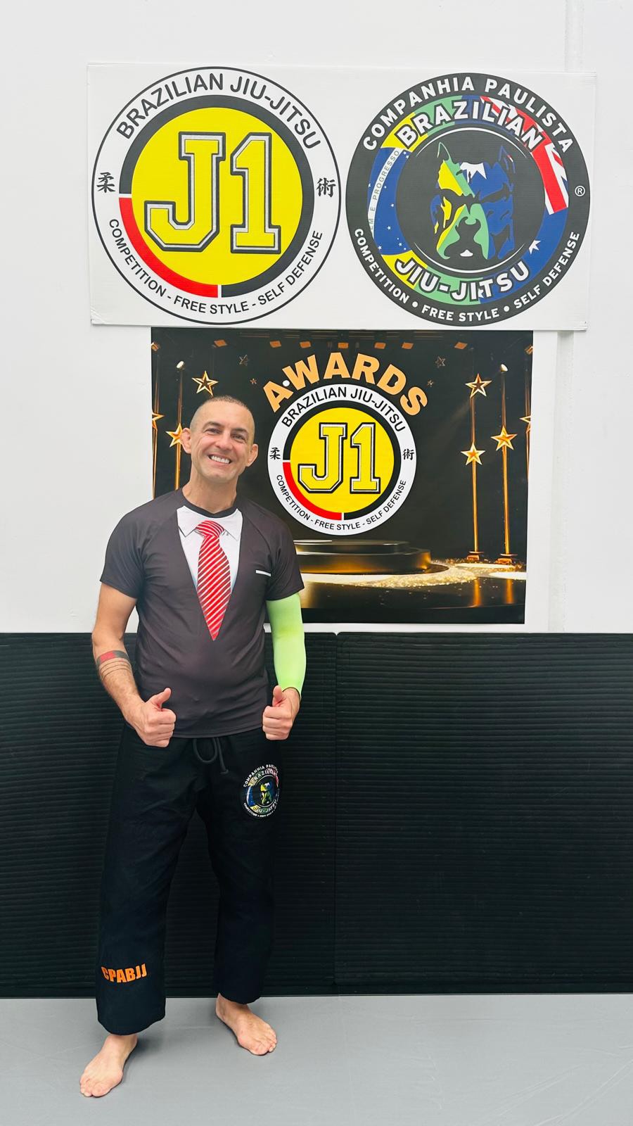 🌟A Huge Thank You to Our Just1 Family🌟
Today was truly wonderful, and I don’t even have enough words to express my gratitude. To all the students, parents, and family members who came to our Just1 celebration — thank you from the bottom of my heart.
Your presence, your energy, and your support are what make this team so special. Every smile, every cheer, and every moment we shared today showed exactly what our community is all about: unity, respect, hard work, and love for Jiu-Jitsu.
I am incredibly proud of each one of you, and deeply thankful for the trust you place in our academy. Days like this remind us why we do what we do.
Thank you for celebrating with us.
Thank you for believing in our mission.
And thank you for being part of the Just1 family.
*Together, we grow. Together, we improve. And together, we make this journey unforgettable.*
Thank you all so much — always. 🙏❤️🥋
JUST1 BJJ #just1bjj #cpabjj #bjj #cpabjj_altonameadows #jiujitsulifestyle #jiujitsu #bjjfamily #brazilianjiujitsu #just1party #just1day #just1endoftheyearparty #just1awards #awards2025🏆 @cpabjj
