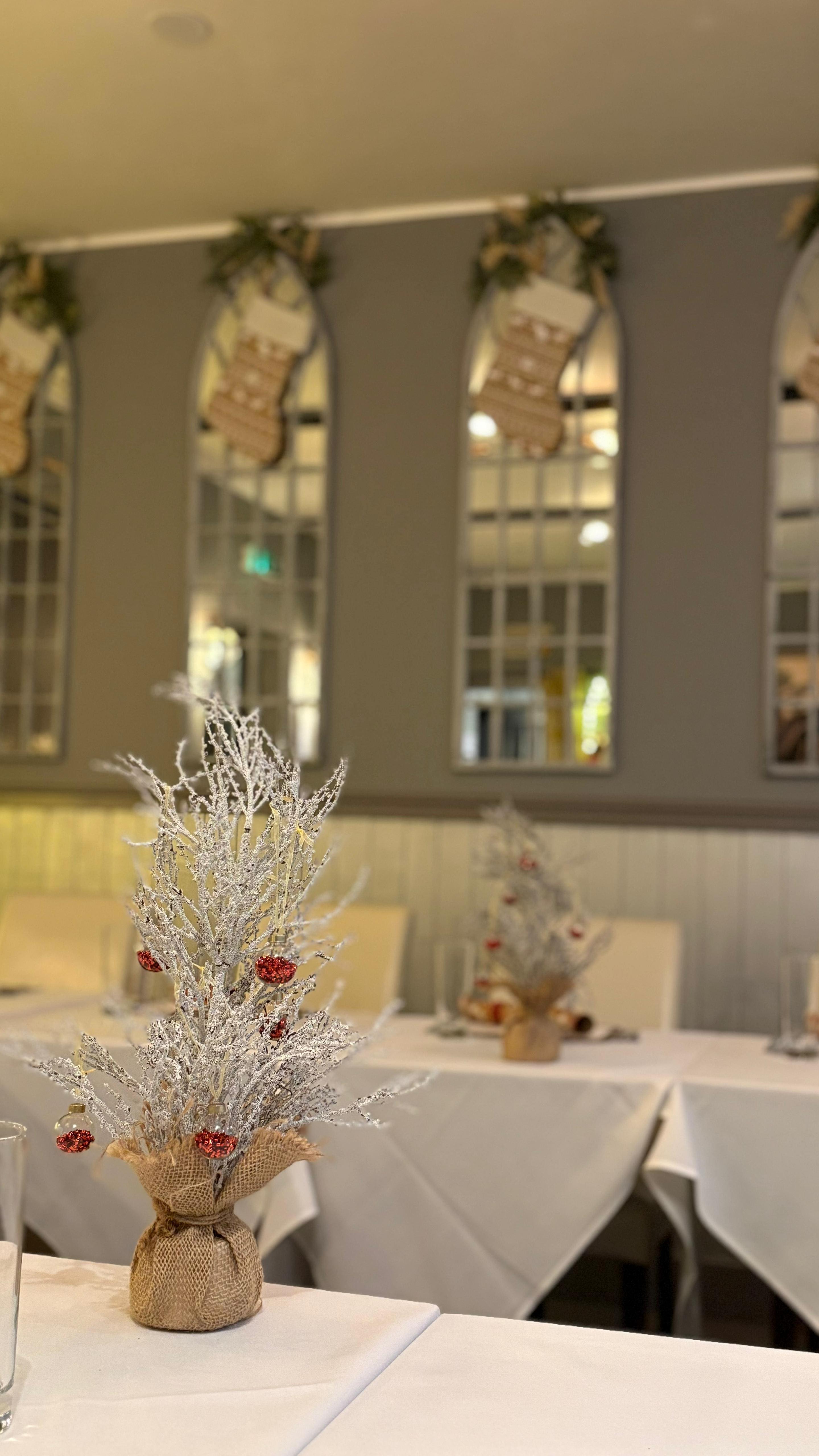 Tadworth is feeling festive! 🎄
Our function room is decked out and ready for your private celebrations. We have the perfect spots for office Christmas parties, birthdays, anniversaries and more. Get in touch using the link in our bio to book your Christmas do with us 💃🕺
#christmas #party #thegrumpymole #grumpymole #surreypub #pubfood #party