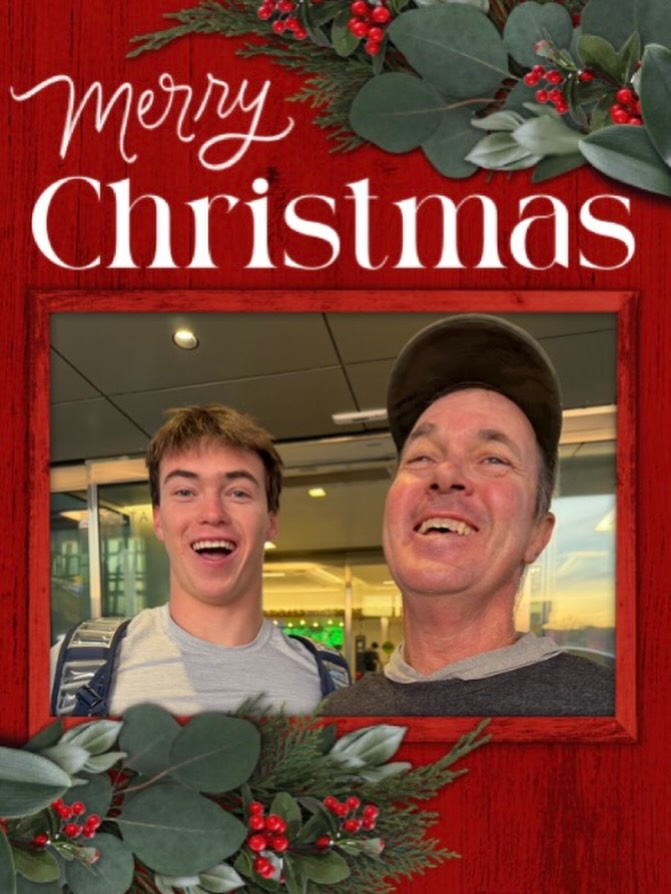 Don’t you just love ❤️ Christmas Cards! Thank you 🙏🏽 @Shutterfly for making it so easy!