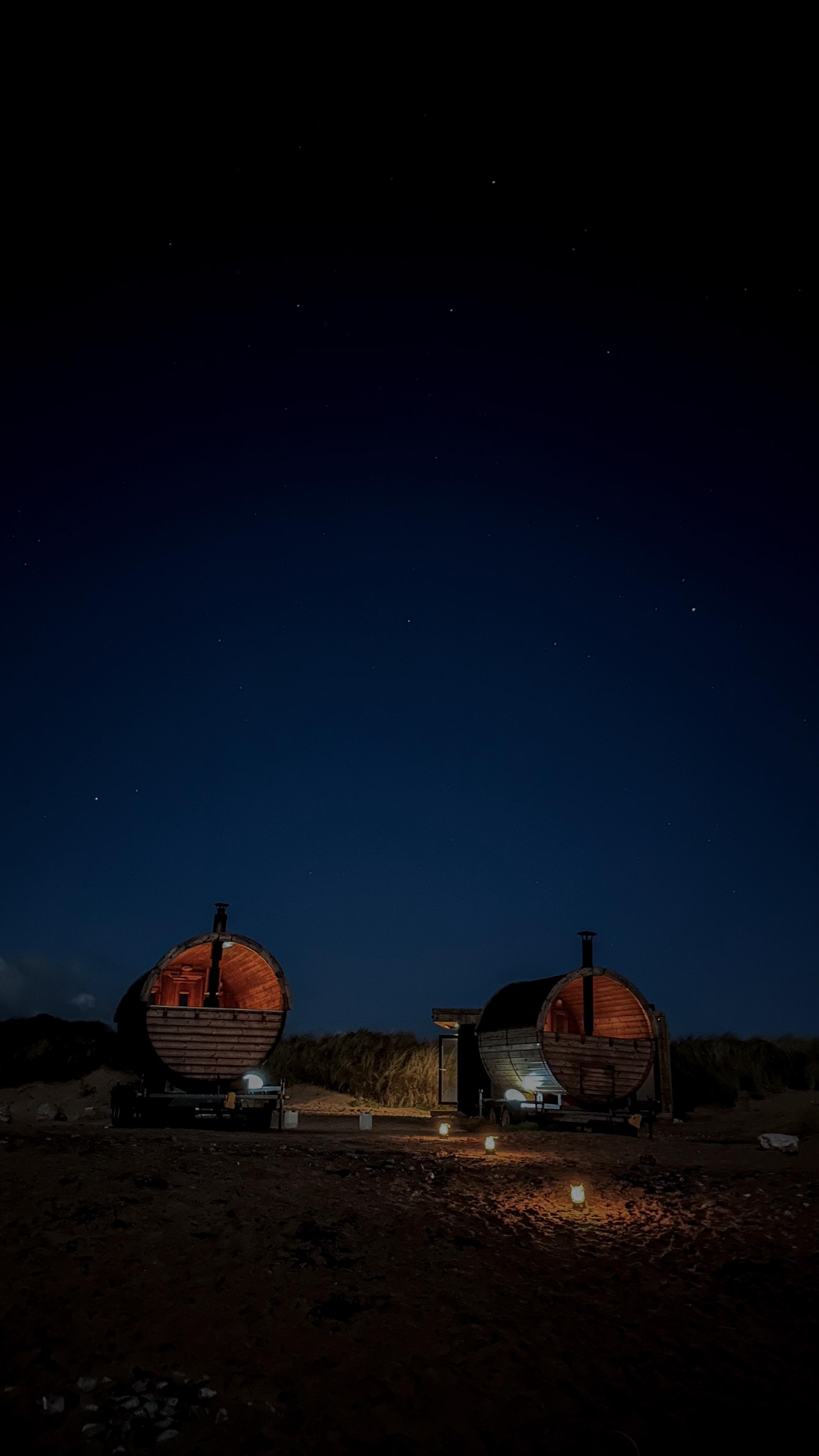 Wrapped in steam, surrounded by stars and sparkling moonlit waves. 🌝✨
Come find peace somewhere between the heat and the heavens. Where the night sky meets the warm glow of the sauna. 🌌✨