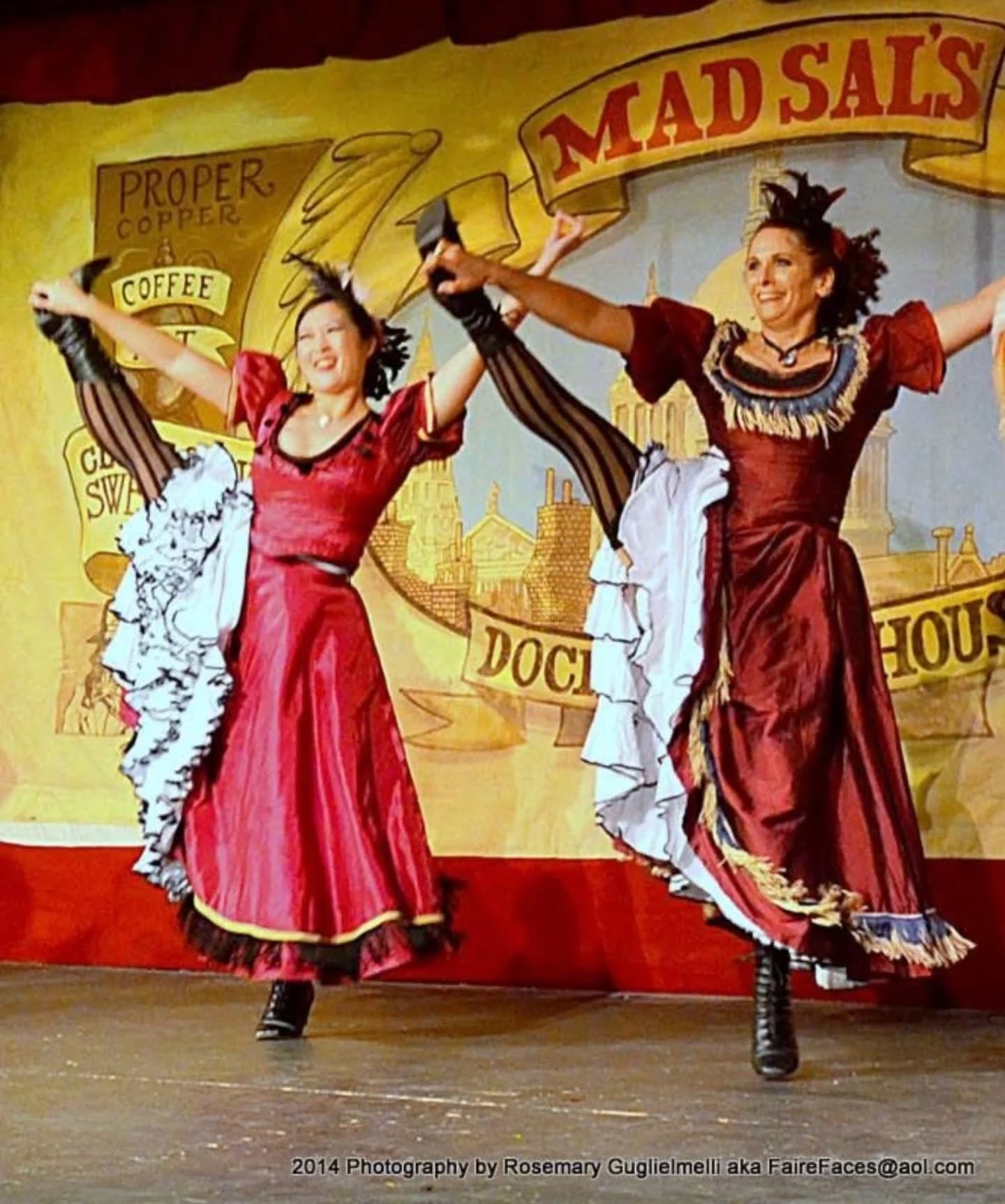 We've got one more weekend at @dickensfair !
December 20th & 21st!
Hurry up and get your tickets before they sell out 🎟️