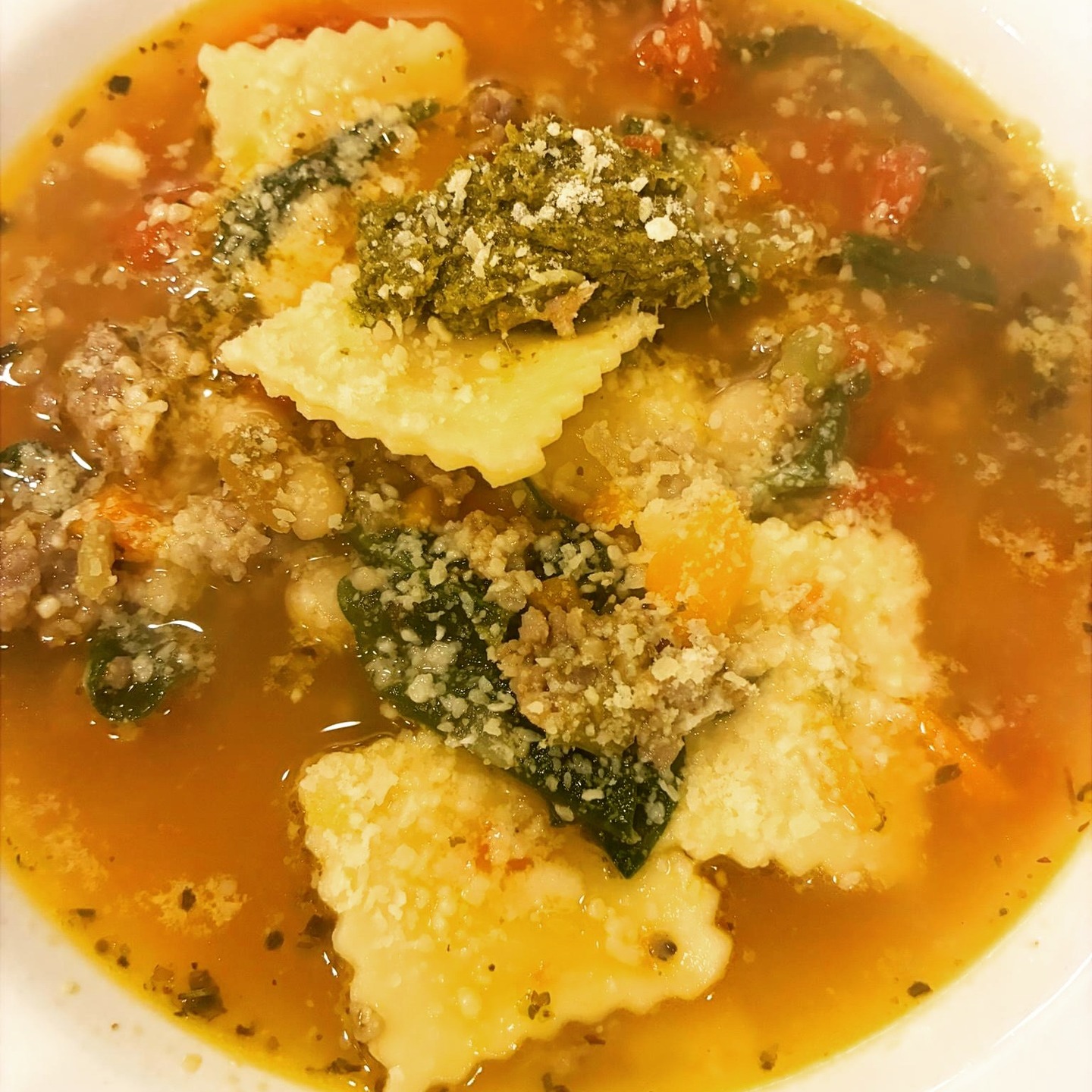 Sometimes you need a bowl of soup that hugs you from the inside out. 🍲✨
This Italian Sausage Mini Ravioli Soup checked every single box last week. I made it for my husband who was battling the cold everyone seems to have right now, and it's officially become his new favorite. I think it's the mini ravioli that sealed the deal - those little pillows of pasta make every bite perfect!
Here's my confession: I'm completely obsessed with Italian soups. Anything with Italian seasoning and Parmesan cheese? I'm there. This one has savory sausage, tender mini ravioli, creamy cannellini beans, and fresh spinach all swimming in a rich tomato broth. And the best part? It's ready in 30 minutes and made in ONE POT. 🙌
Full recipe link in bio or here: https://www.fiftyseasonedlife.com/recipes/italian-sausage-mini-ravioli-soup
Trust me, you want this in your soup rotation.