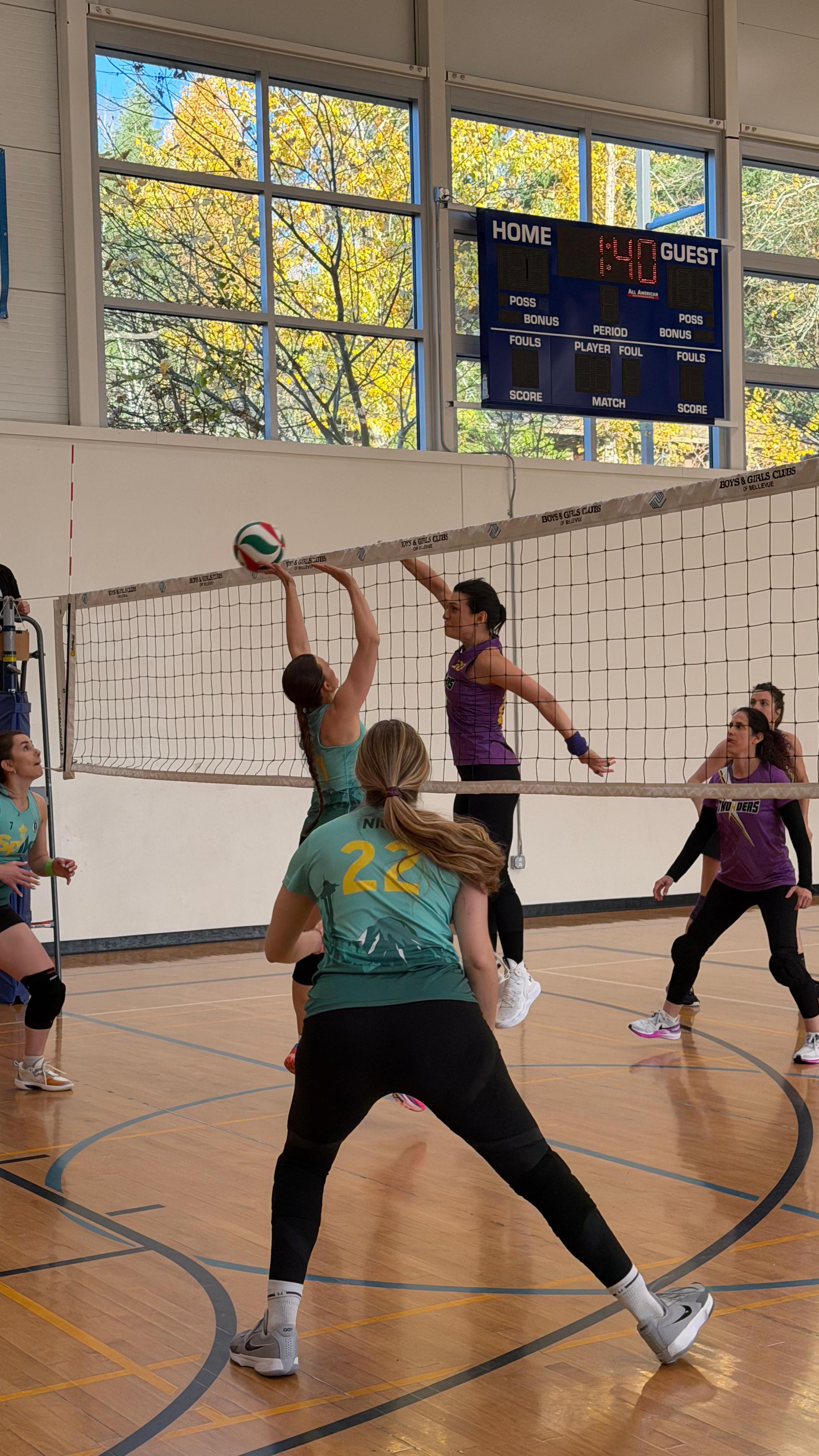 What we love most about catchball is our energy as a team on the court! There’s nothing like coming together, relying on each other, supporting each other, and showing up for each and every player. That is the best thing about Spike Girls! ❤️🏐