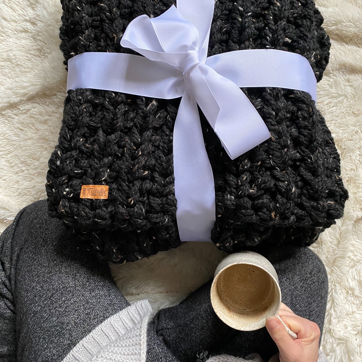 Cuddle up with cozy knits 🧶
This Black Friday & Small Business Saturday enjoy FREE SHIPPING on all orders!
No promo code needed.
Or shop with us in person tonight at the @720_holidaymarket_ohio in Oakwood Square in Canton. 4-8 pm
#cozyknits #chunkyknitblanket #blackfriday #cozyvíbes #holidaygiftidea #knitterofinstagram #handmade