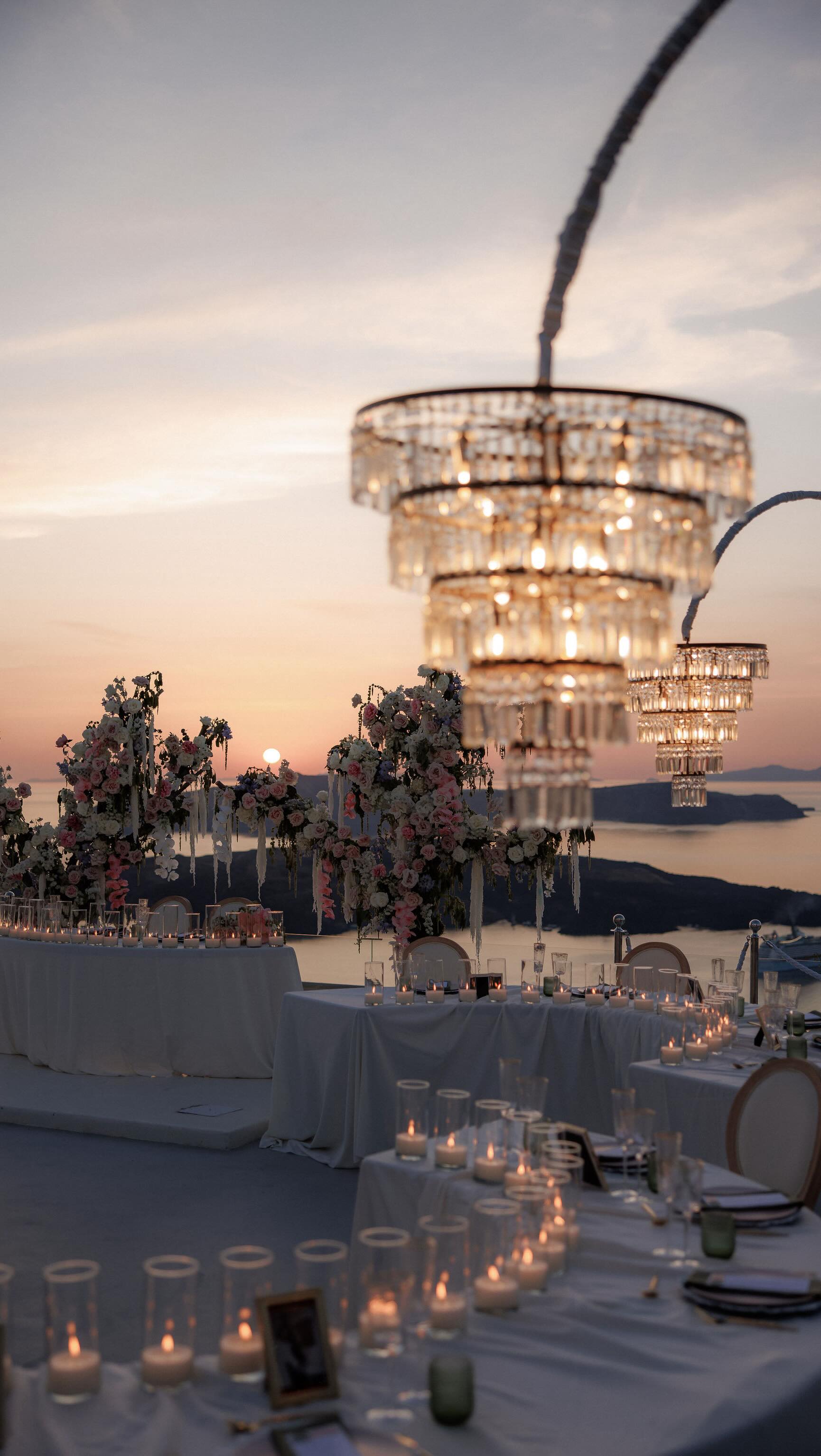 What happens when love meets the most breathtaking island in the world?
A night of floating chandeliers, white cliffs, golden sunsets… and a love story that felt straight out of a movie.
From the first look to the last dance under the stars
#SantoriniWedding #DestinationWedding #LuxuryWedding #WeddingInspo#GreekIslands #europeweddingplanner #greeceweddingplanner#