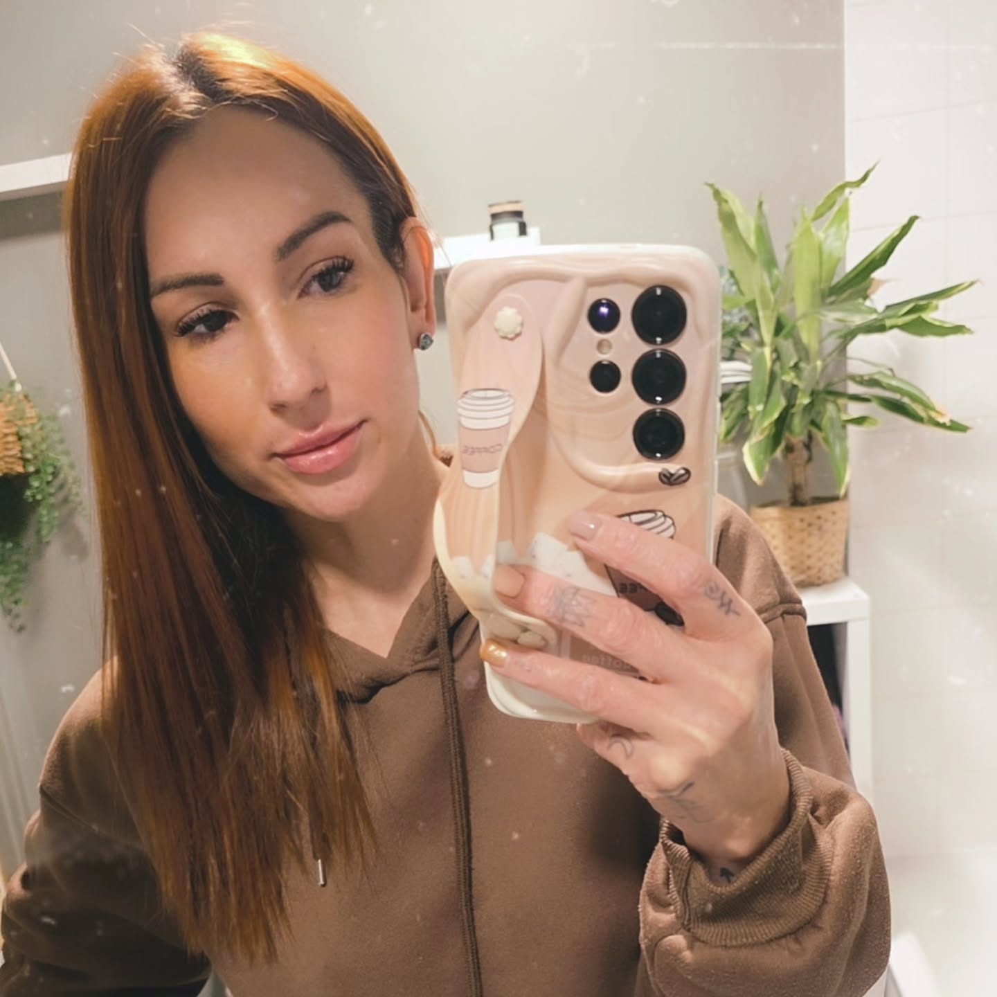 Thinking of me lately and proper self care maybe not everyones cup of tea but defo mine.
New ink and new lips
Defo giving me that needed confidence
@whiterosebeautyandaesthetics
#lips #tattooink #freshlips #freshink #confidence #selfcare❤️