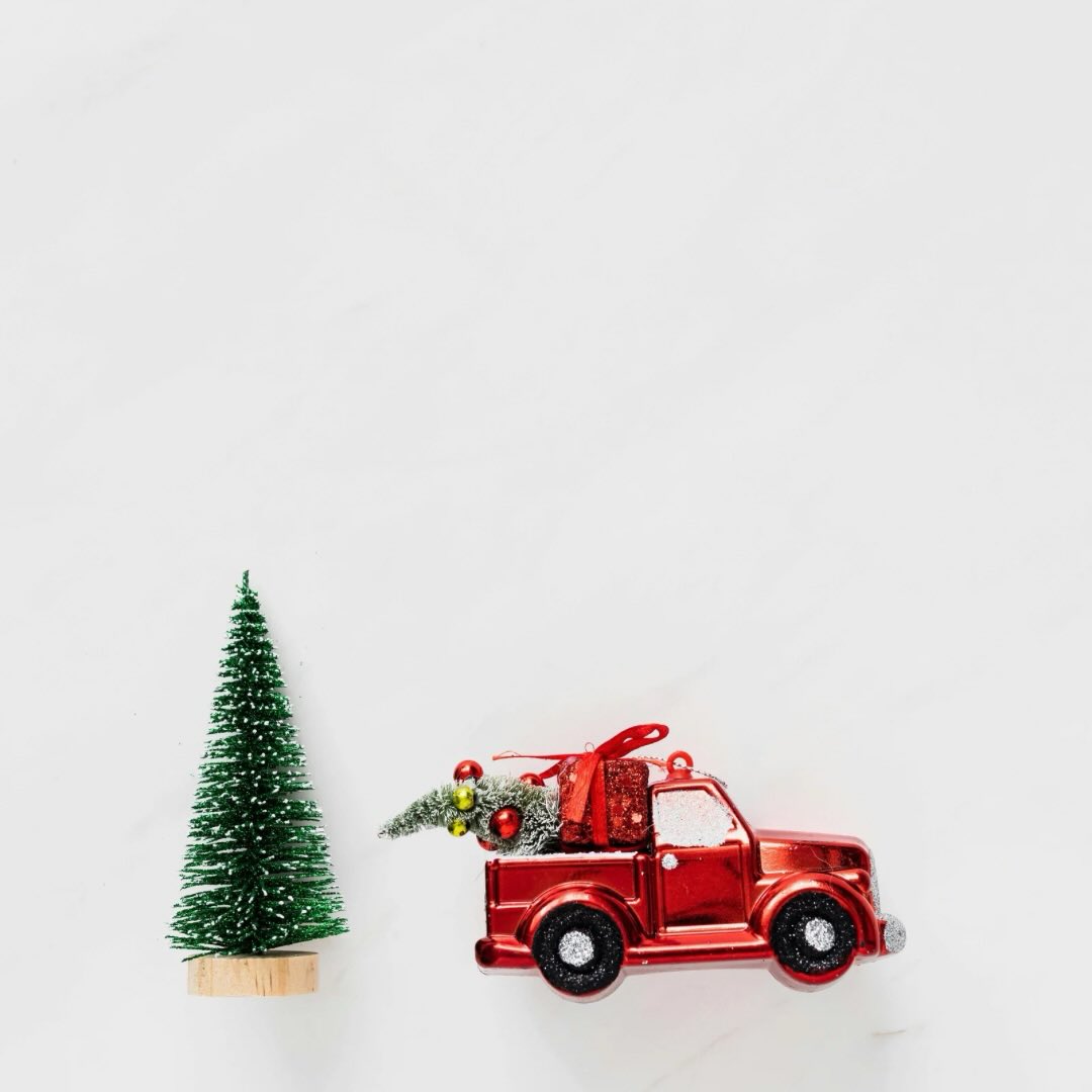 Merry Christmas ✨🎄🤍
May this sacred season remind you of the light that already lives within you. I am deeply grateful for each of you and for the path we walk together .
#MerryChristmas #SpiritualJourney #InnerLight
#PeaceAndLove #Gratitude