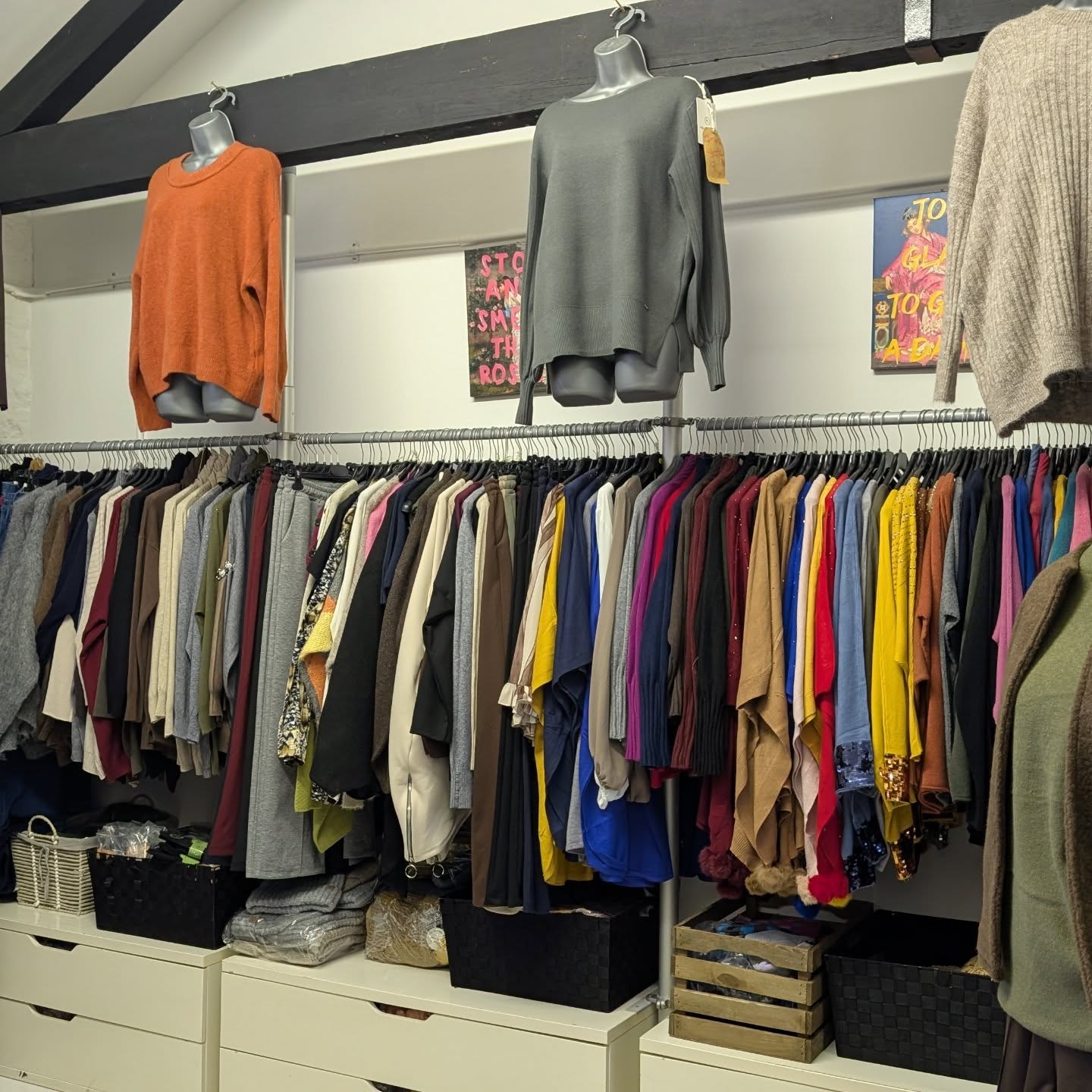 Studio Opening Times & LIVES for December!
Studio Shopping Event with offers throughout the weekend!
THURSDAY 4th 4pm-8pm
Friday 5th CLOSEDย
Saturday 6th & Sunday 7th Open 10-4pm.
Wednesday 10th LIVE@ 6.30pm & Saturday 13th Studio Open 10-2pm
Wednesday 17th LIVE @ 6.30pm
(OUR LAST 2ND CLASS POST TRACKED)
Studio Open 10-2pm Friday 19th, Saturday 20th & Monday 22nd December.
See you soon ๐ฉท