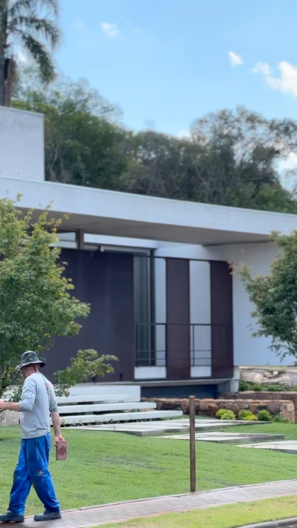 Casa Sassi, Caxias do Sul, RS BRA // Galeria 733
Projeto e gestão técnica de execução.
#architecture #casas #acocorten #concretoaparente
_____________________________________________
+55 51 99606-0497
contato@galeria733.com.br
•
GALERIA 733