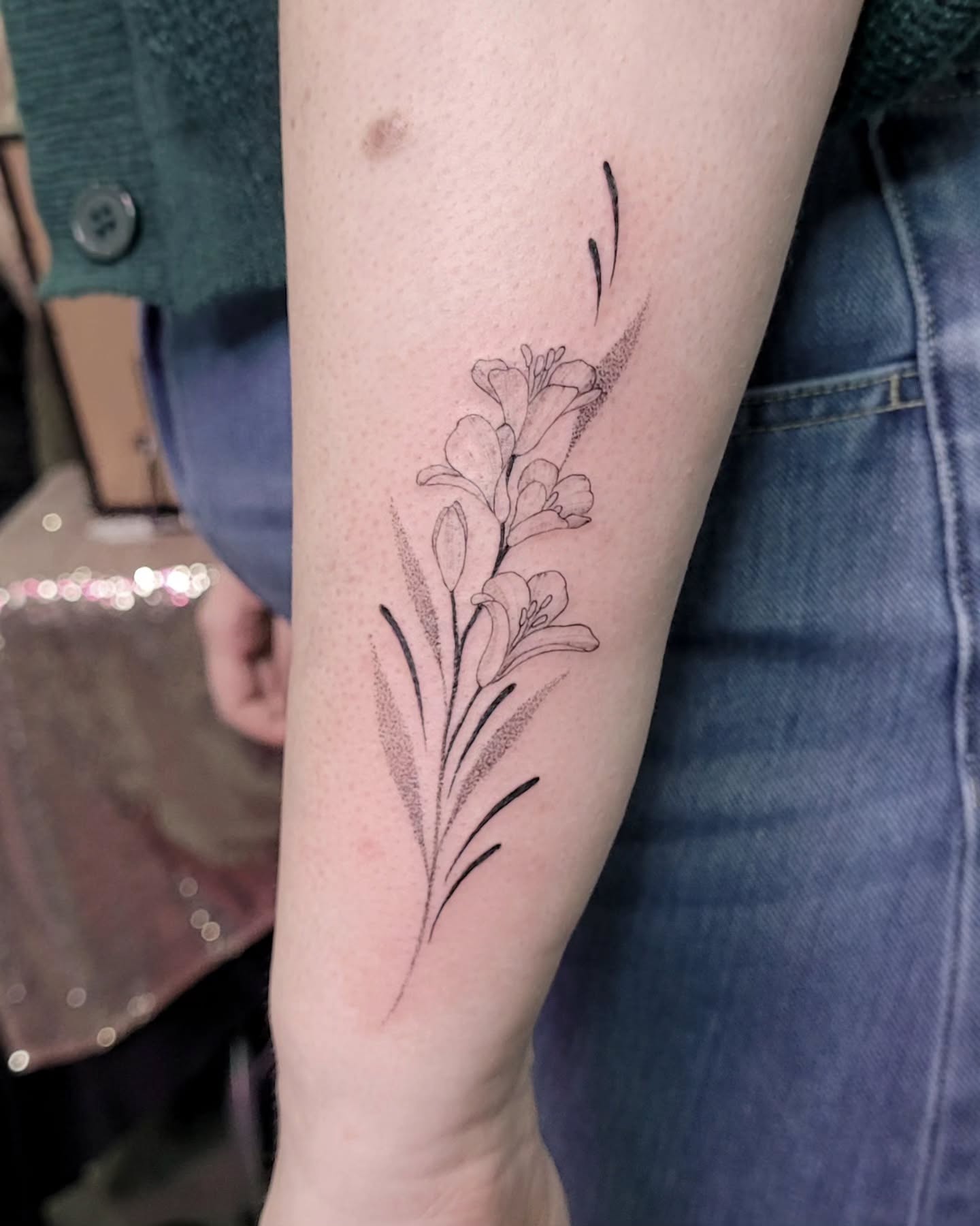 Another happy little floral flash from the fraser valley show!
Thanks again โกโกโก
#floraltattoo #finelinetattoo #tattoo #tattooartist #abbotsfordtattooartist #fraservalleytattooartist #vancouvertattooartist #vancouverislandtattooartist #abbotsford #fraservalley #comoxvalley #courtenaybc #nanaimo #campbellriver #bc #canada #vancouvertattoo