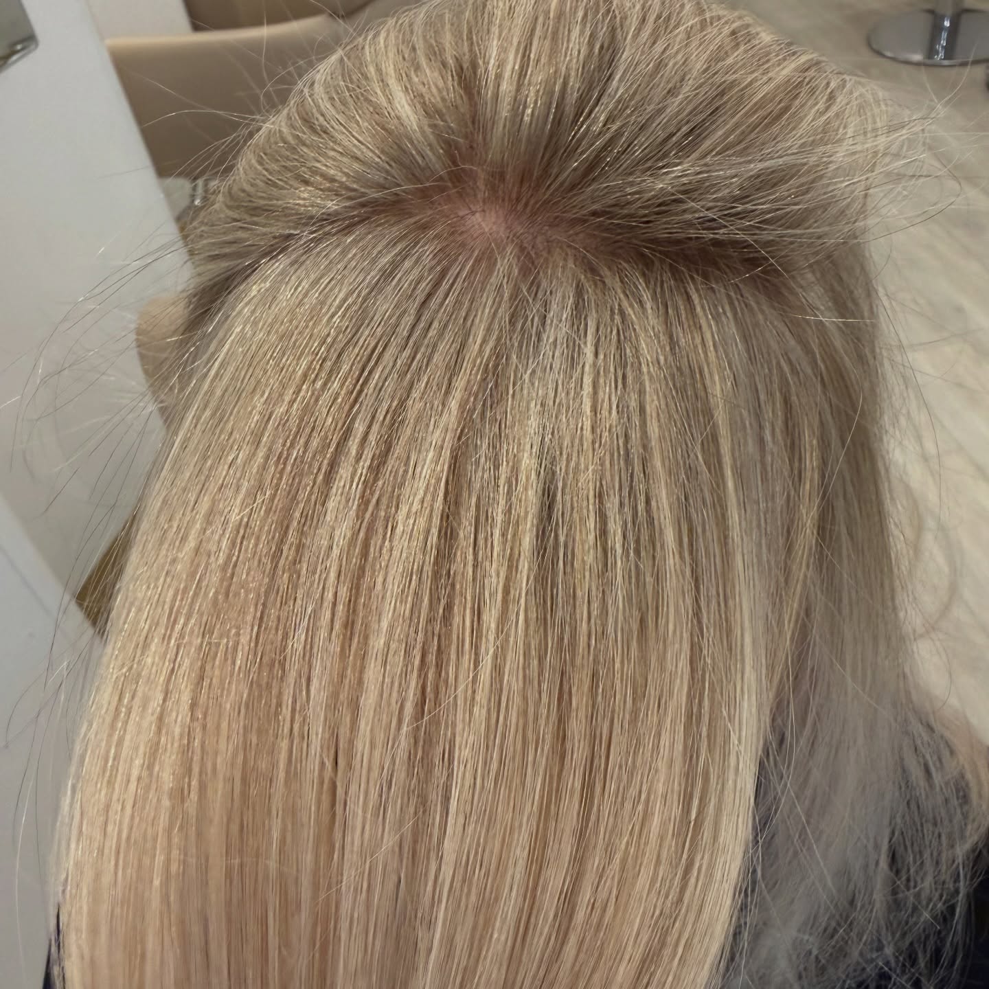 i just love love love soft baby lights 🥰🥹
ps… i never claimed to be a photographer 🤣
🌟complimentary colour + extensions consultations are available this week! consultations are required for new clients 48 hours prior to colour appointment🌟
service 🤩 full head highlights, lowlights, toner, cut + blow dry 🤩
💰 £175
based 📍- @gallagherandwashington 27 Dovedale Road, L18 5EP
📱enquiries - contact button + DM
📱book - link on profile
products used -
@lorealpro @lorealuki @loreal @lorealpro_education_uki @rosieoconnorprohair
@salonsdirect @sallyserskineliverpool
@beautylaunchpad
@hairdressersjournel
i don’t edit my pictures 📸
~
#hairbylucyansboro #studioluxe #studioluxeliverpool
#beautylaunchpad #hairdressersjournal #lorealcolourspecialist #liverpool #liverpoolhair #colourspecialist #blondespecialist #balayagespecialist #liverpoolhairspecialist #liverpoolbalayage #bohoblondetechnique #iambohoblonde #transformationtechnique #balayagetransformation #blondetransformation #extensions #liverpoolhairextensions #babylights #babyhighlights