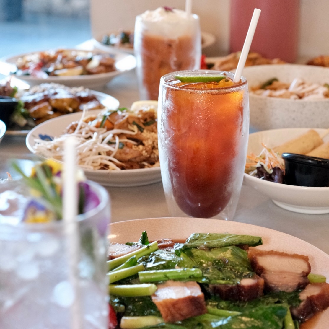 Good mood. Great food!! The Grateful Thai at Charlestown Square
#thegratefulthai
#charlestown