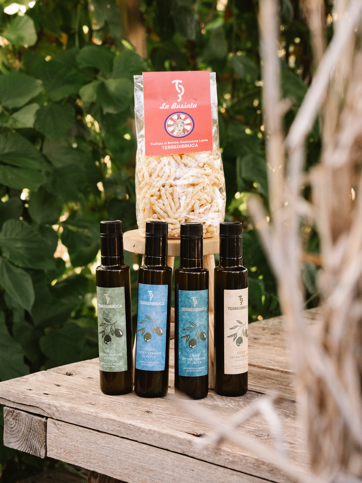 ๐ฐ๐ ๐ฉ๐๐๐๐ ๐ญ๐๐๐
๐๐ ๐ฬ ๐๐๐๐๐๐๐.
E il sapore della Sicilia arriva direttamente a casa tua. ๐ฟโจ
Solo fino al 1 dicembre, acquistando una selezione di 3 oli da 250 ml, riceverai una busiata classica in omaggio: il nostro modo di celebrare tradizione, gusto e autenticitร .
๐ฆ Come acquistare:
โข WhatsApp ๐ +39 331 491 1817
โข Online ๐ terradibruca.it
โข In negozio ๐ Via Nino Tesoriere 7, Castellammare del Golfo
Porta a tavola la qualitร Terre di Bruca โค๏ธ๐พ