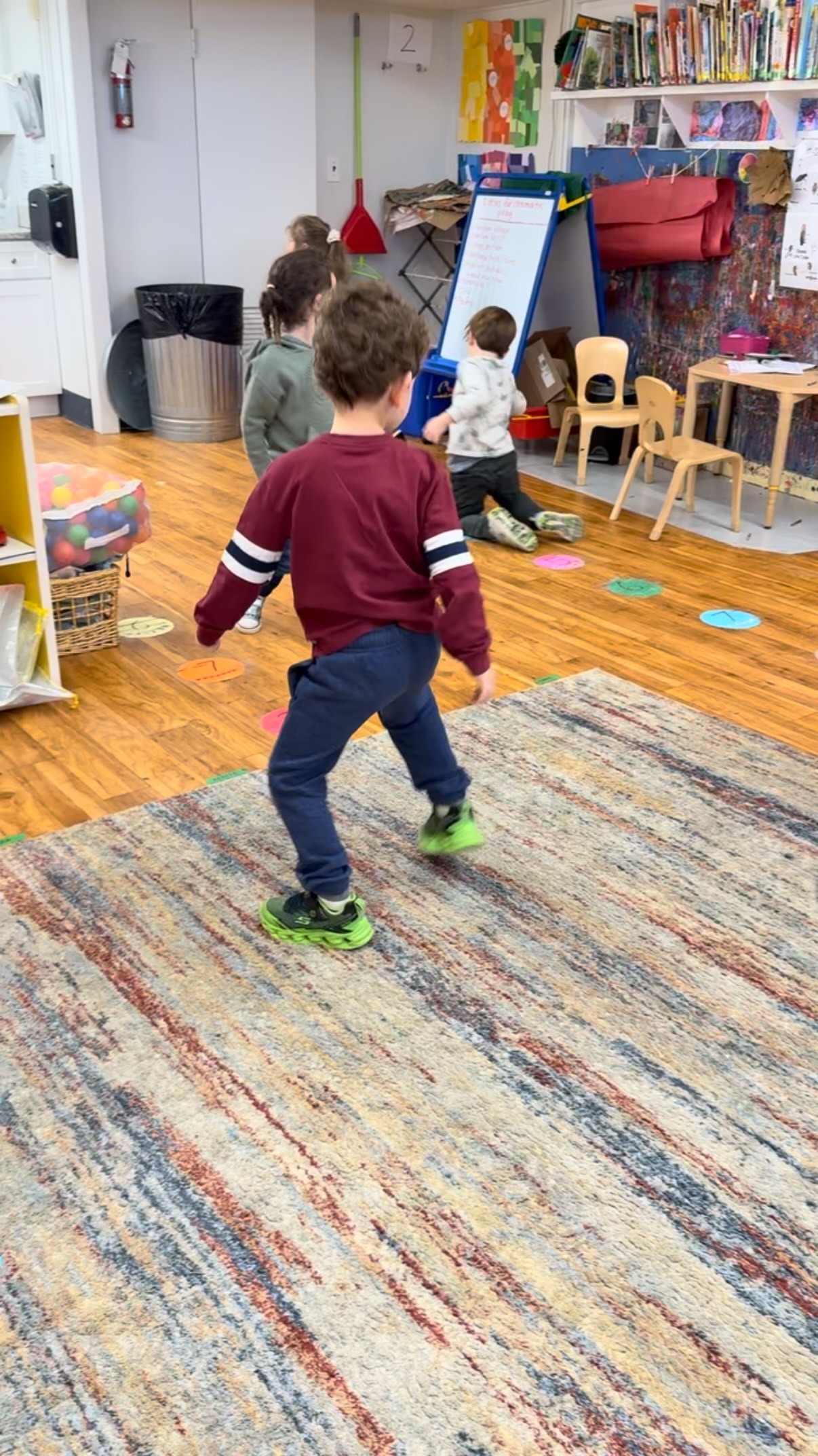 These friends were invited to move like an animal of their choosing when leaving the rug and heading to wash their hands before lunch. This seemingly simple transition activity has so many benefits:
💪 builds strength, coordination and balance
👣 develops motor planning skills
✋ offers sensory input
💡encourages creativity, imagination and individual expression
🙌 challenges children in a fun, non-competitive way
**********************************
#LCDS
#LearningCommunityDaySchool
#PlayBasedLearning
#Preschool
#WestportCT
#FairfieldCounty
#EmergentCurriculum
#GrowingLifeLongLearners
#ProjectApproach
#GrossMotorDevelopment
#CreativeExpression
#SocialEmotionalLearning