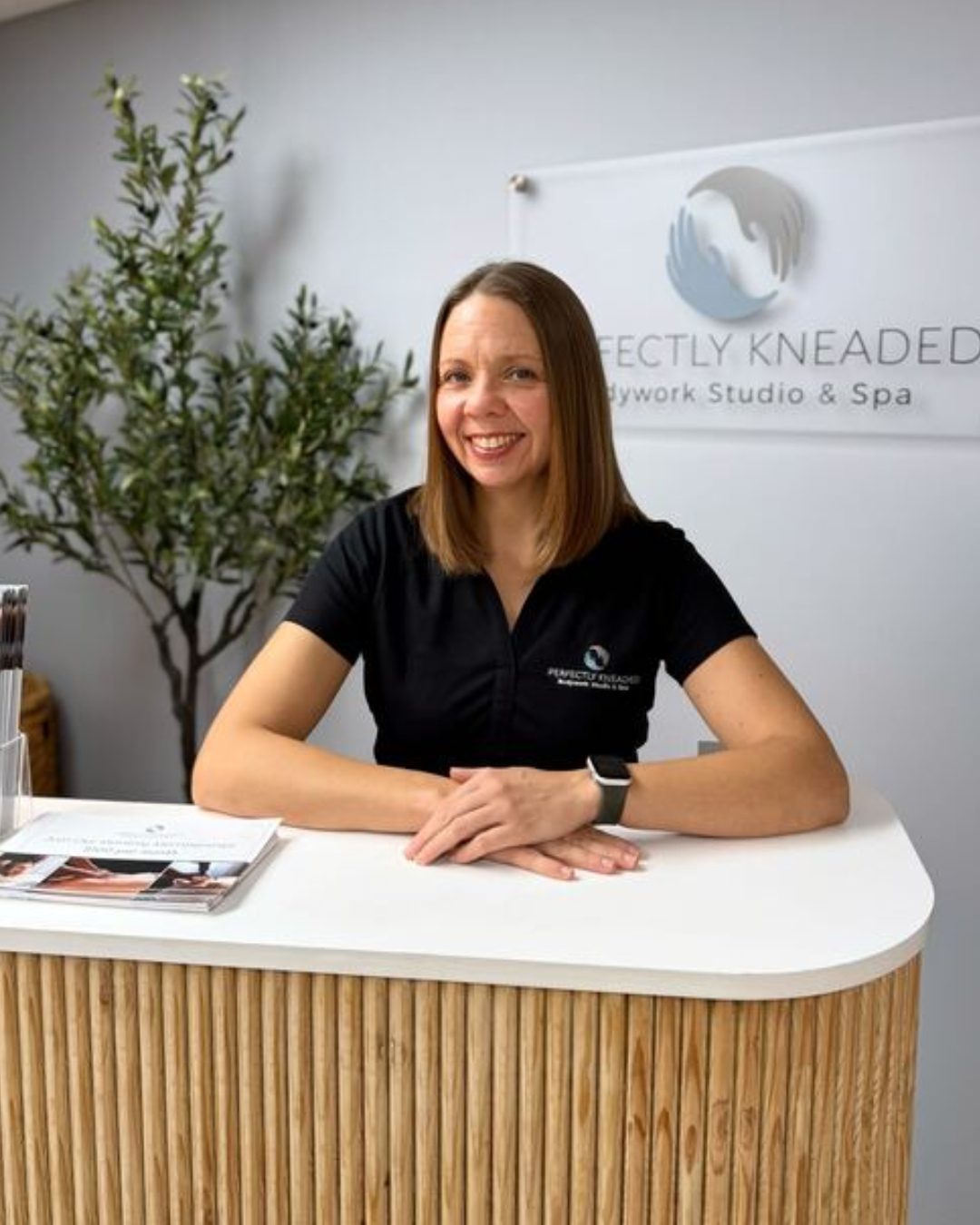 Welcome our newest LMT, Anna to our PK Family! 💙
Anna specializes in all our LYMPHATIC services — 30min Lymphatic Face Treatment, 60min Lymphatic Body Treatment, and 90min Lymphatic Body & Face Treatment!
She also provides an amazing customized therapeutic massage — catered specifically to your individual needs.
When Anna is not working, she loves taking Pilates classes, traveling with her family and spending time with her friends. You can book with her directly online at perfectlykneaded.com! 💆♀️
#perfectlykneadedmassage #perfectlykneaded #bergencountymassagetherapist #ridgewoodmassage #bergencountymoms #bergencountybusiness #bergencountybiz #ridgewoodnj #ridgewoodmoms #ridgewoodnewjersey
#zenstudio #therapudicmassage #massagetherapy
